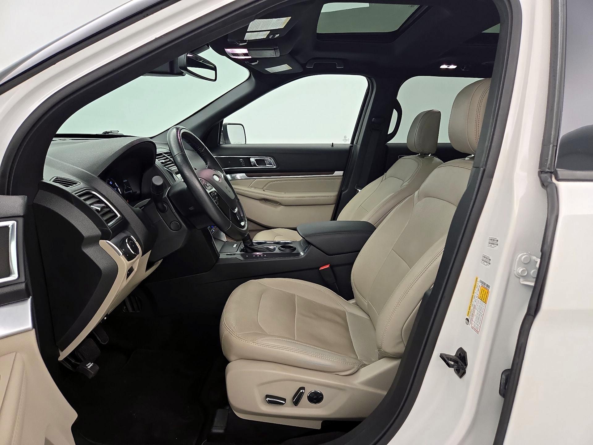 Thumbnail: 2018 Ford Explorer - 11