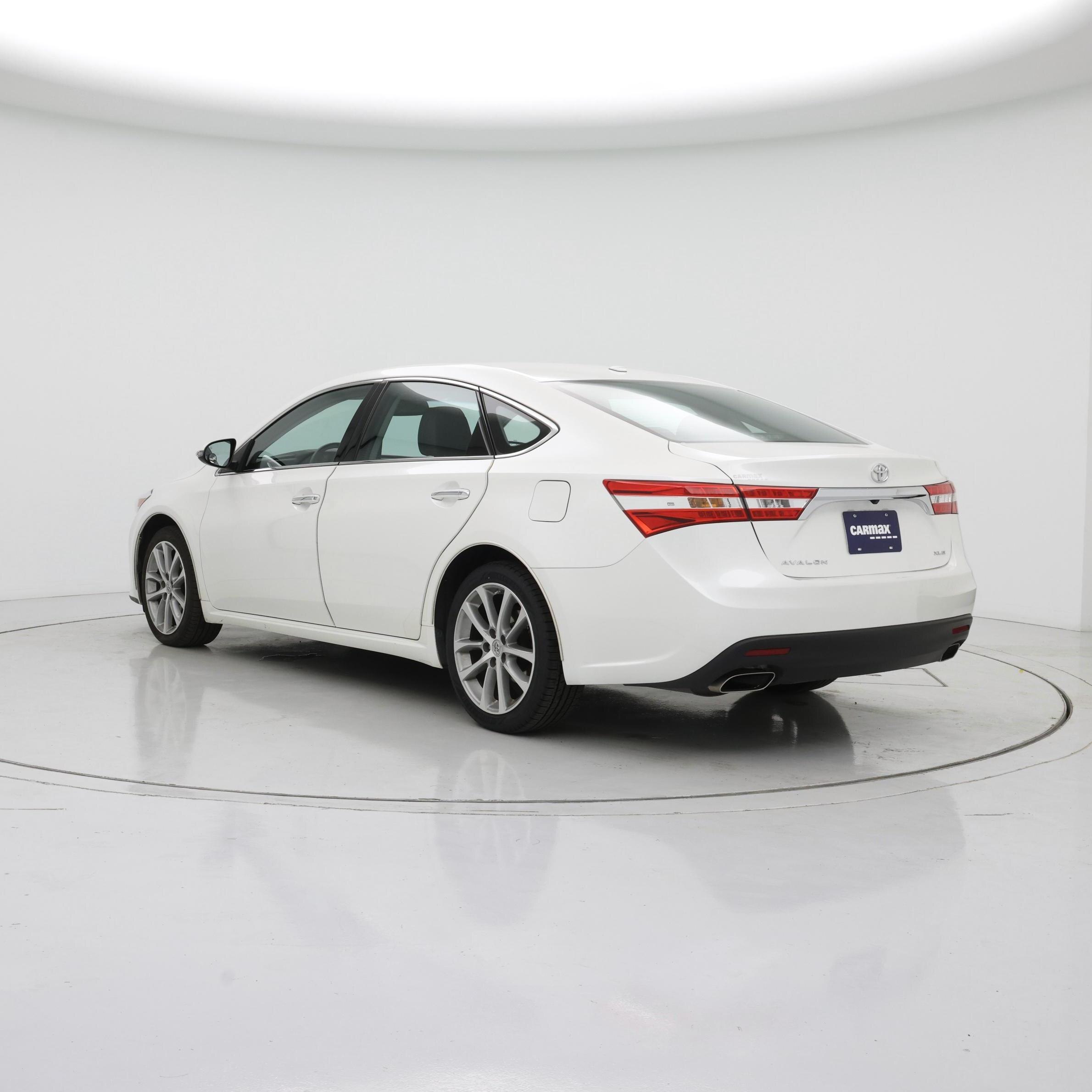 Thumbnail: 2014 Toyota Avalon - 2