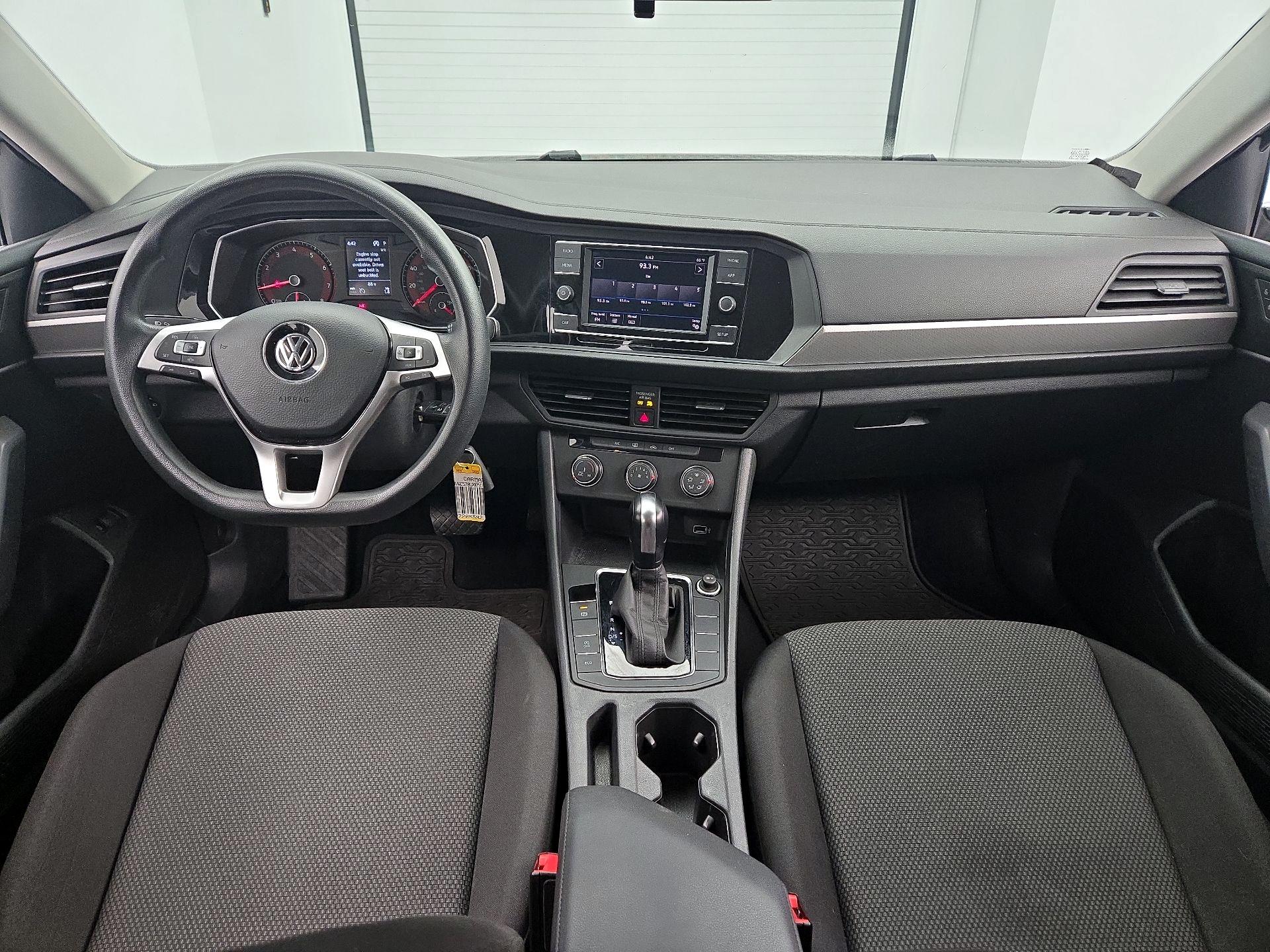 Thumbnail: 2019 Volkswagen Jetta - 9