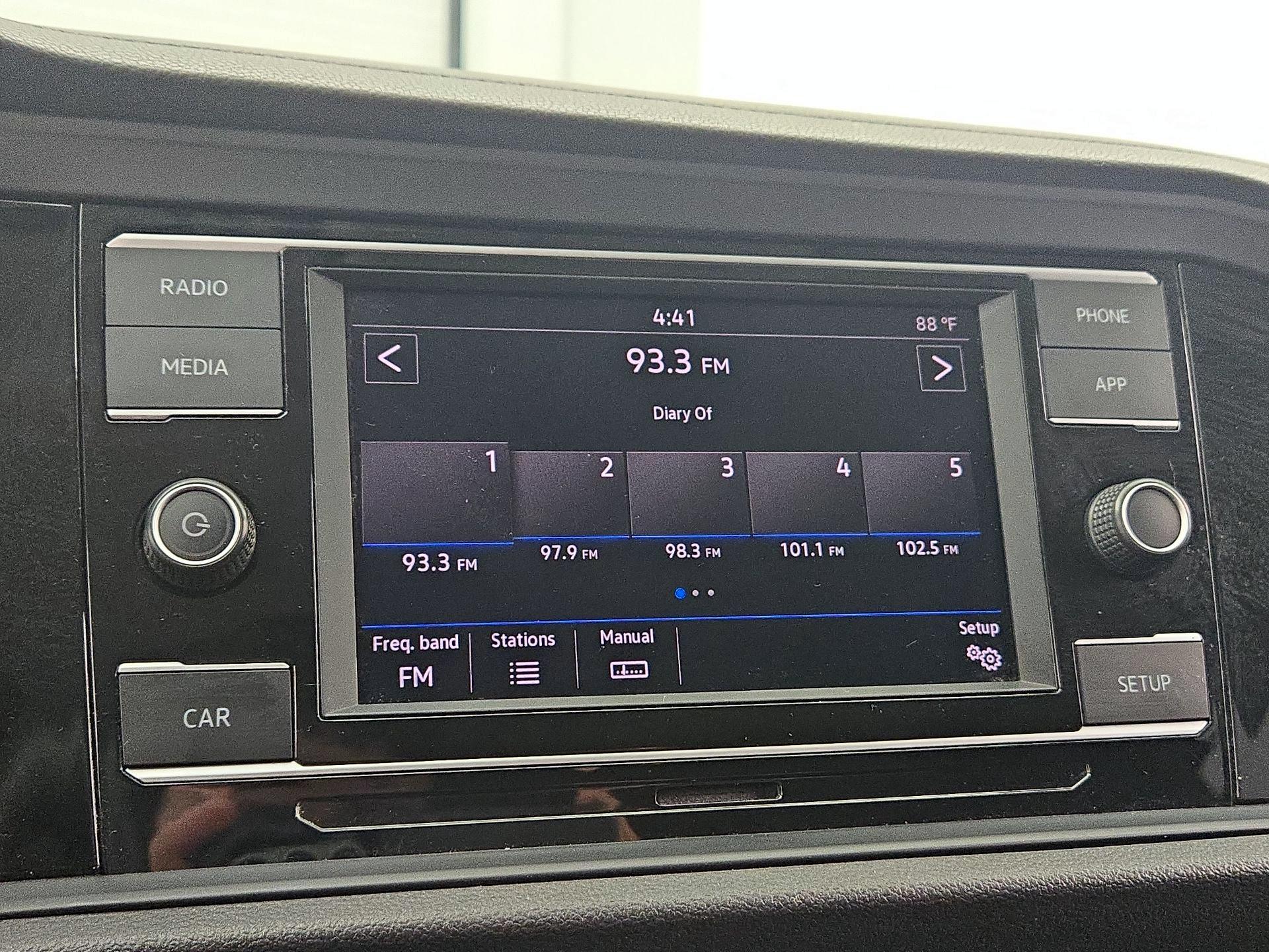 Thumbnail: 2019 Volkswagen Jetta - 15