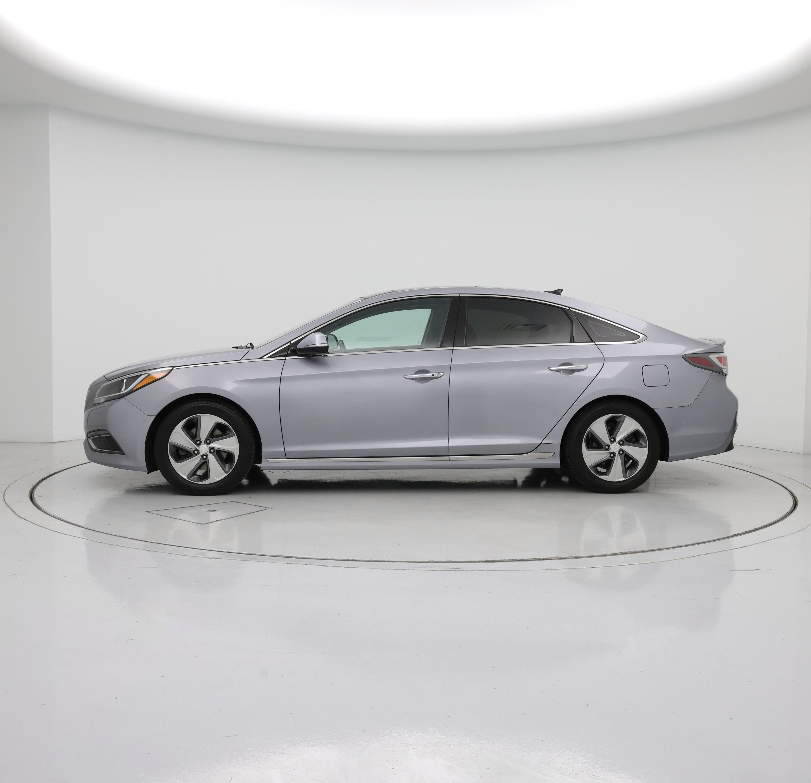 Thumbnail: 2017 Hyundai Sonata - 3