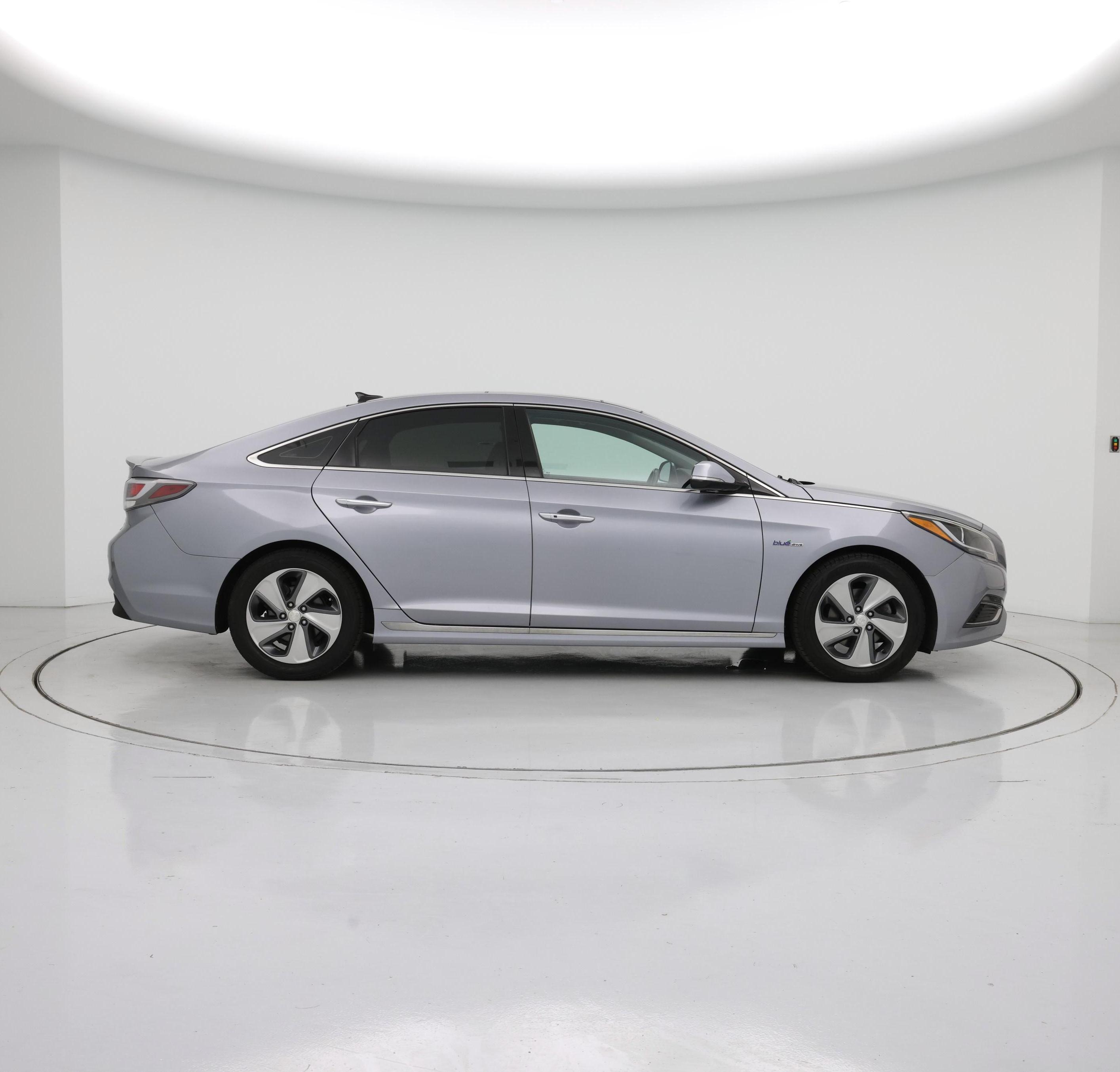Thumbnail: 2017 Hyundai Sonata - 7