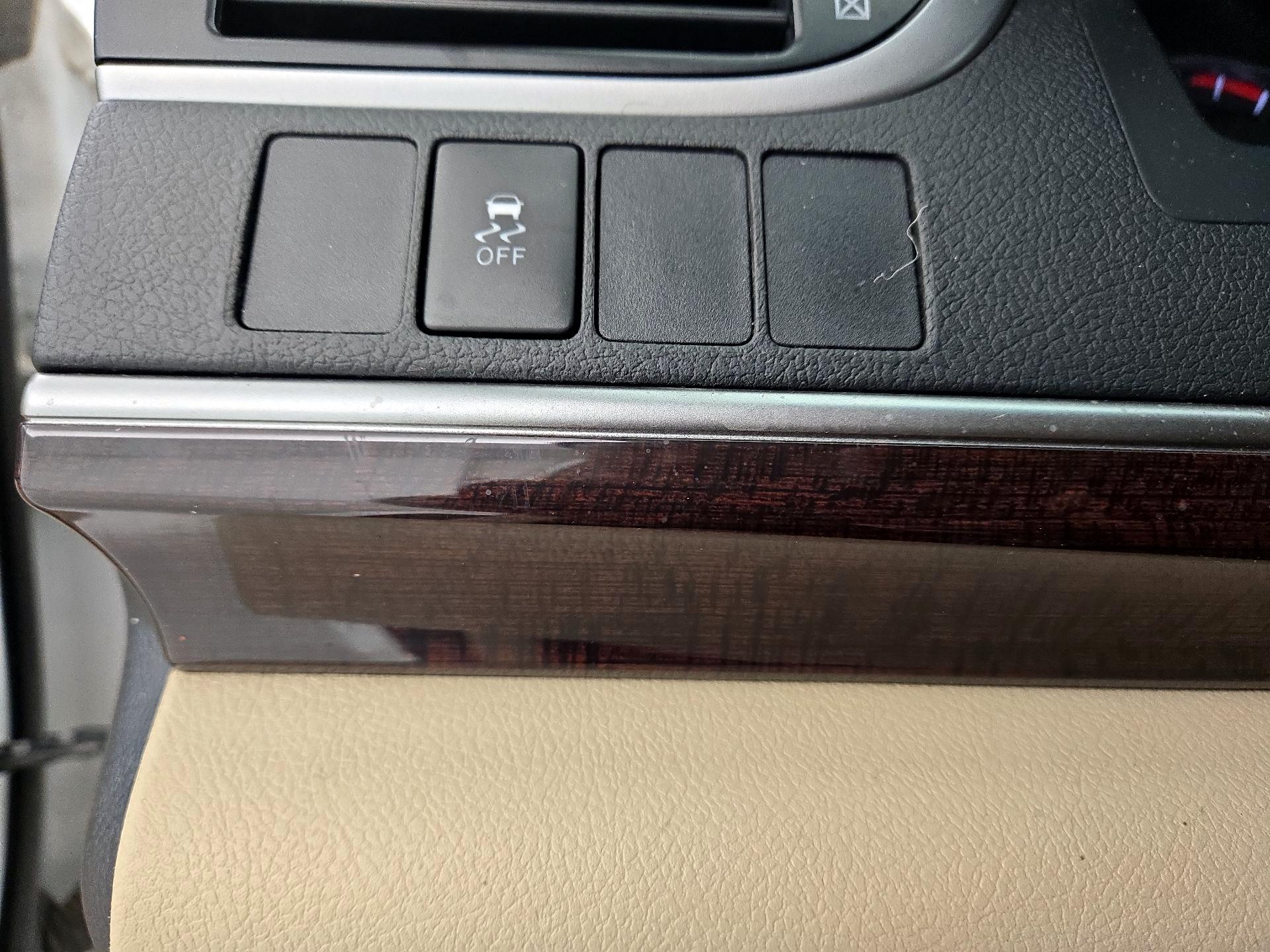 Thumbnail: 2014 Toyota Camry - 13