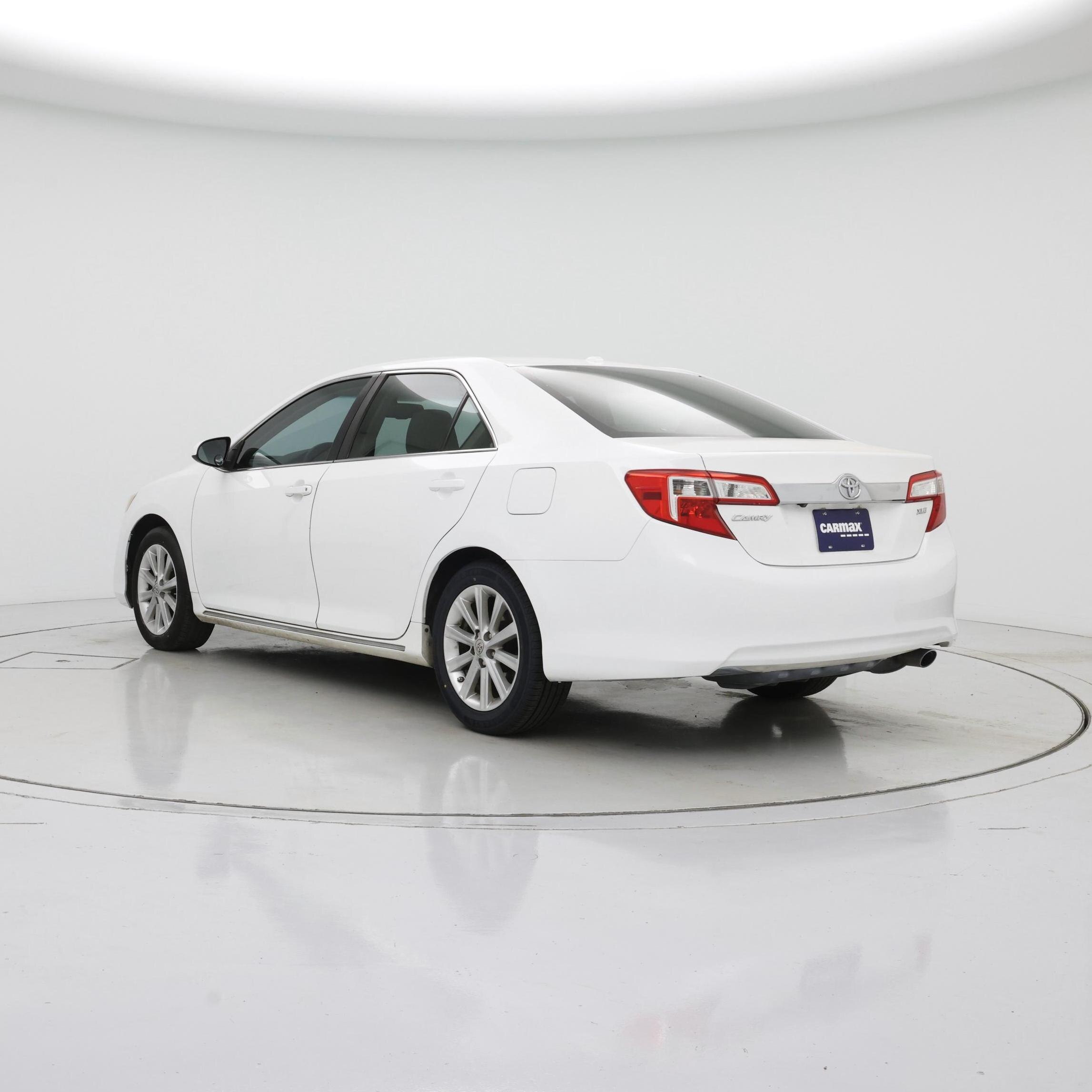 Thumbnail: 2014 Toyota Camry - 2