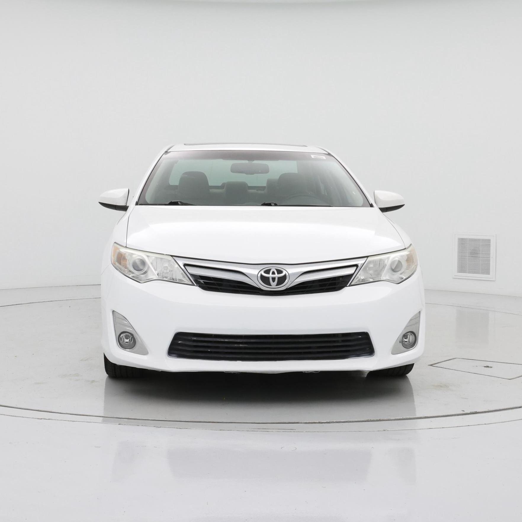 Thumbnail: 2014 Toyota Camry - 5