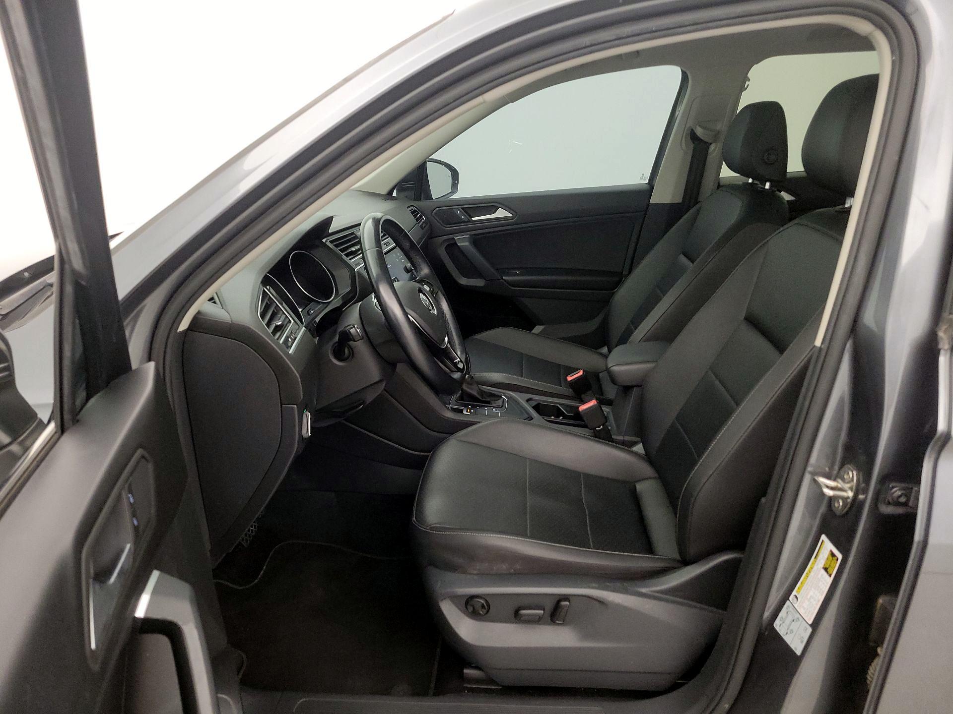 Thumbnail: 2019 Volkswagen Tiguan - 11