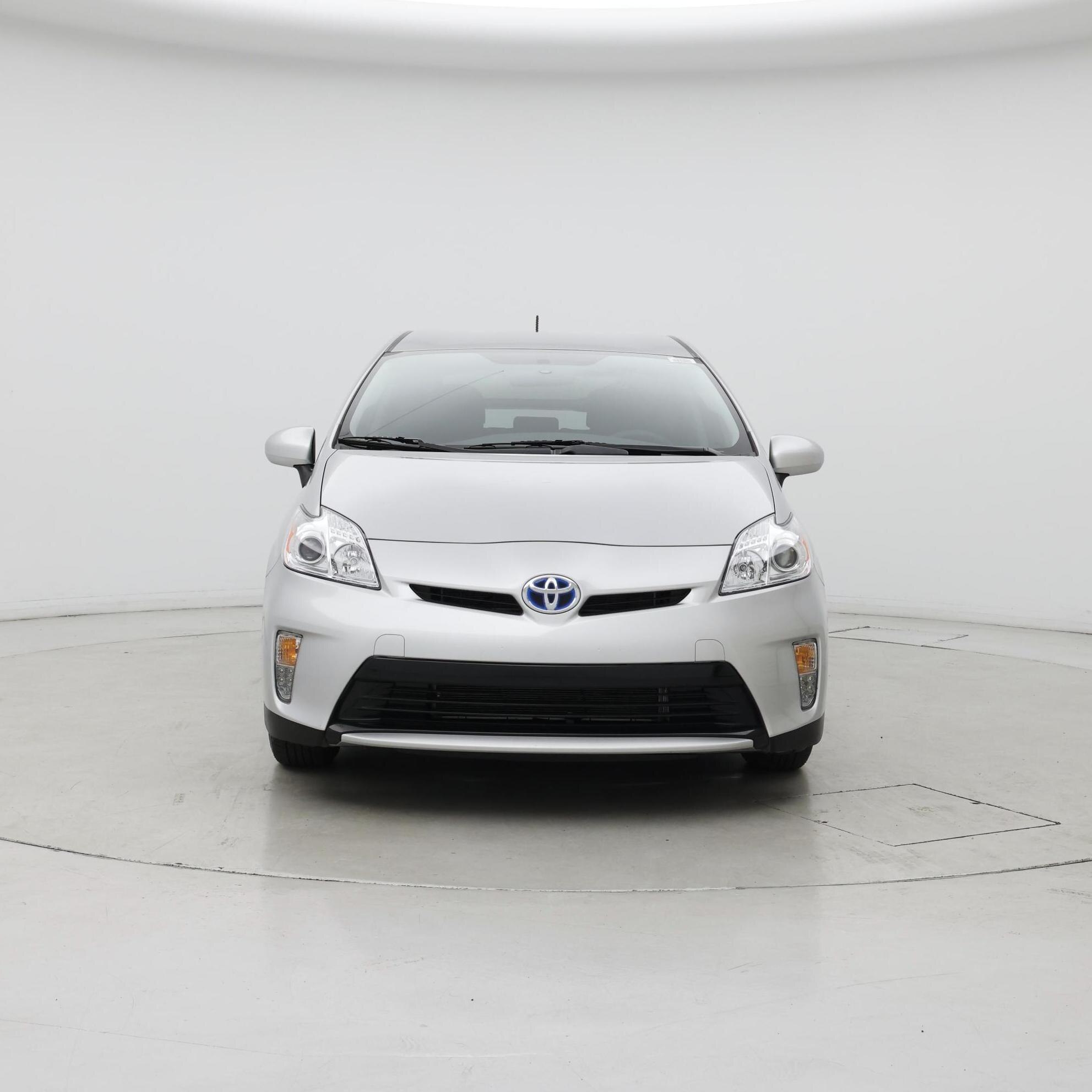 Thumbnail: 2015 Toyota Prius - 5