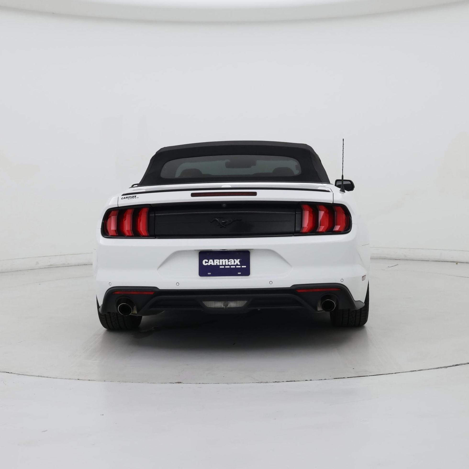 Thumbnail: 2022 Ford Mustang - 6
