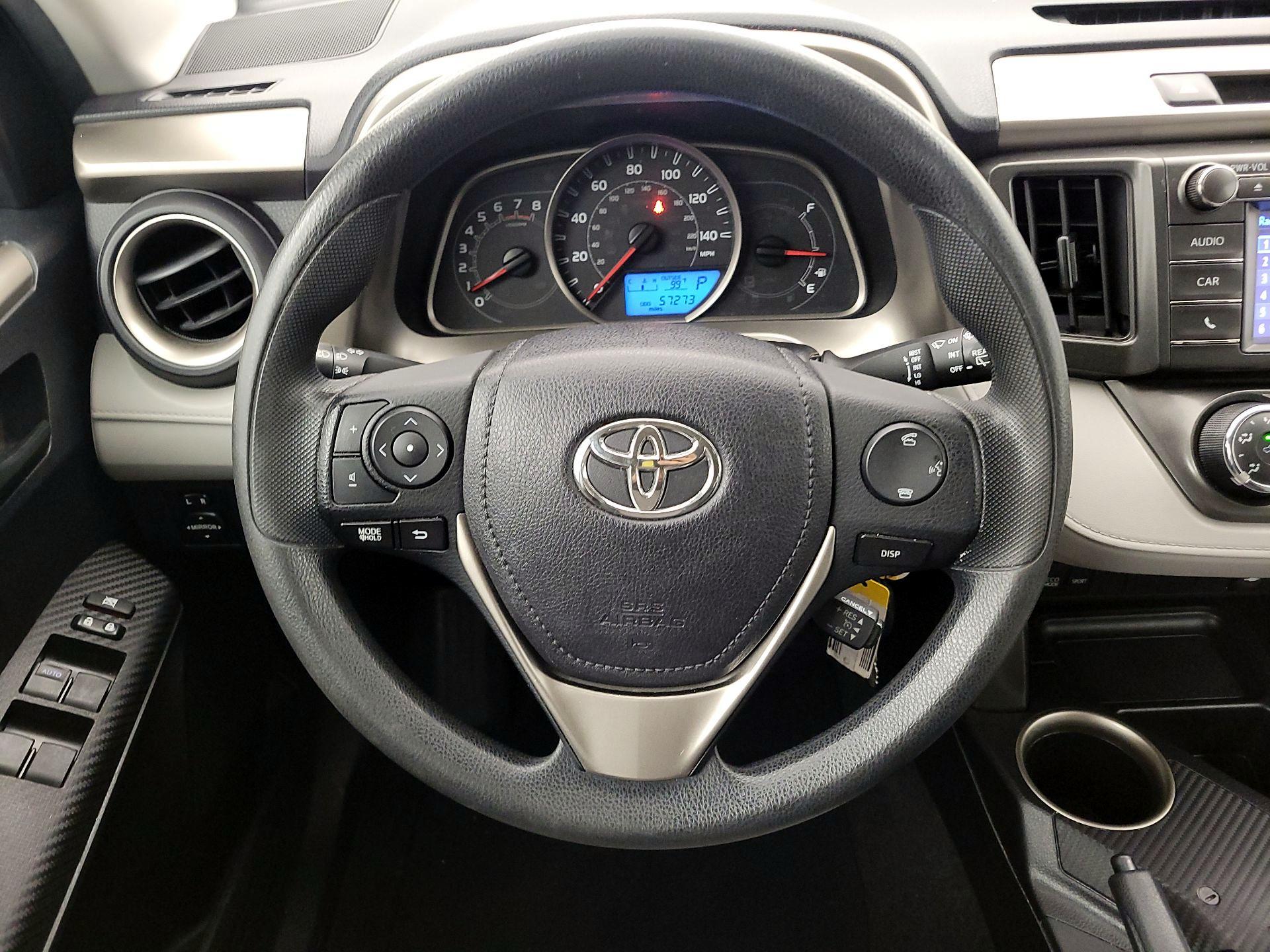 Thumbnail: 2015 Toyota RAV4 - 10