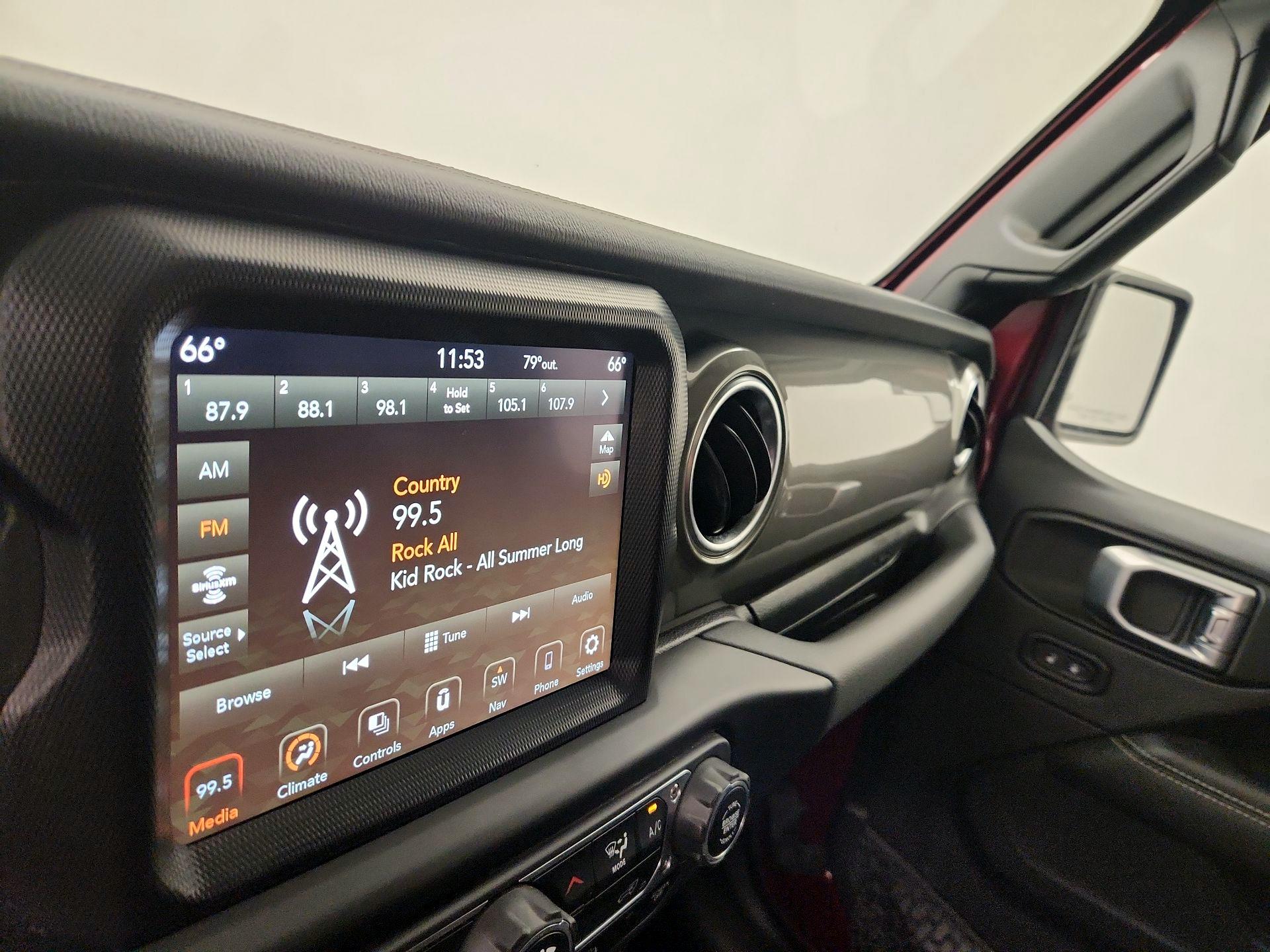 Thumbnail: 2021 Jeep Wrangler - 15