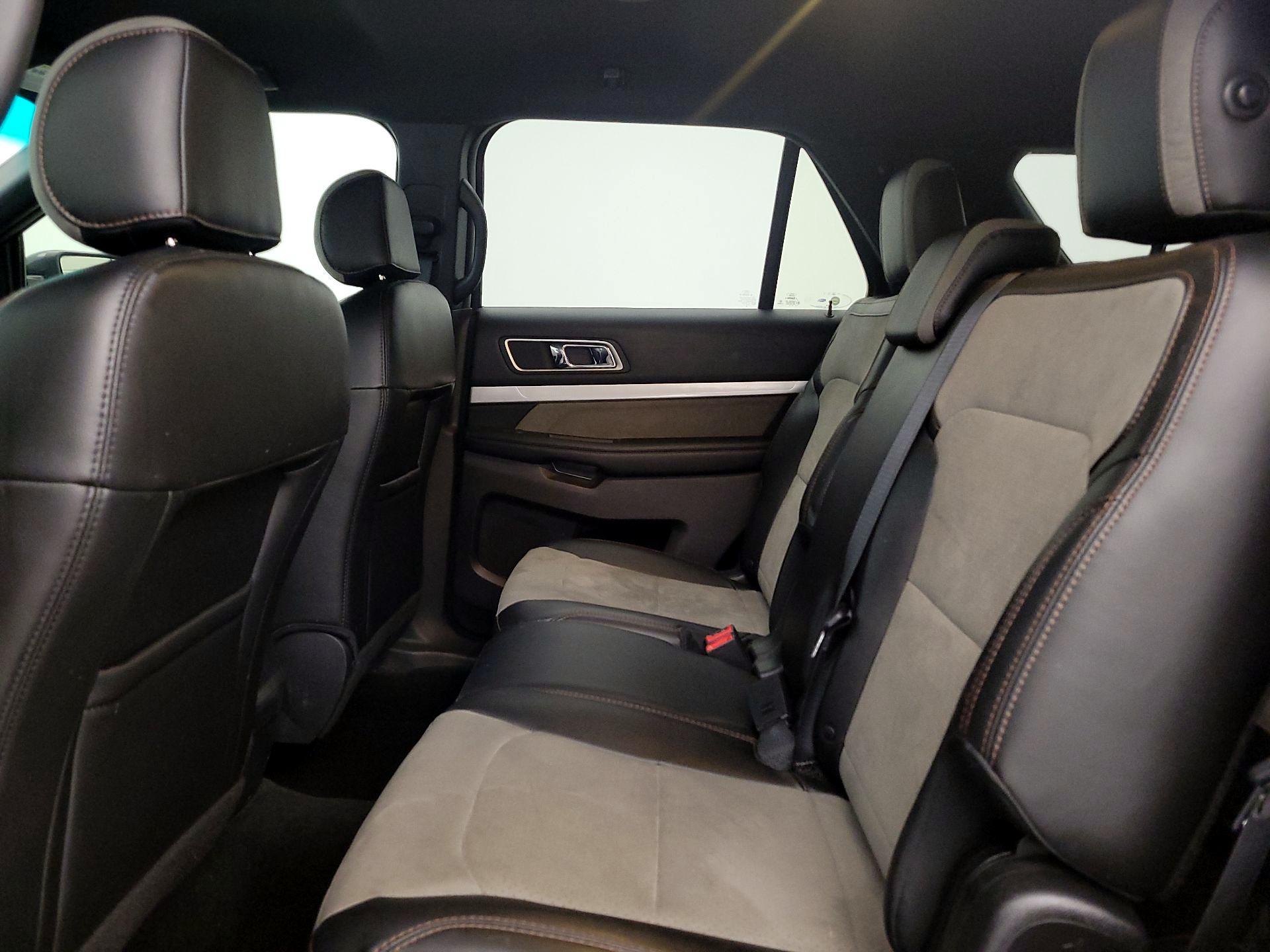 Thumbnail: 2017 Ford Explorer - 20