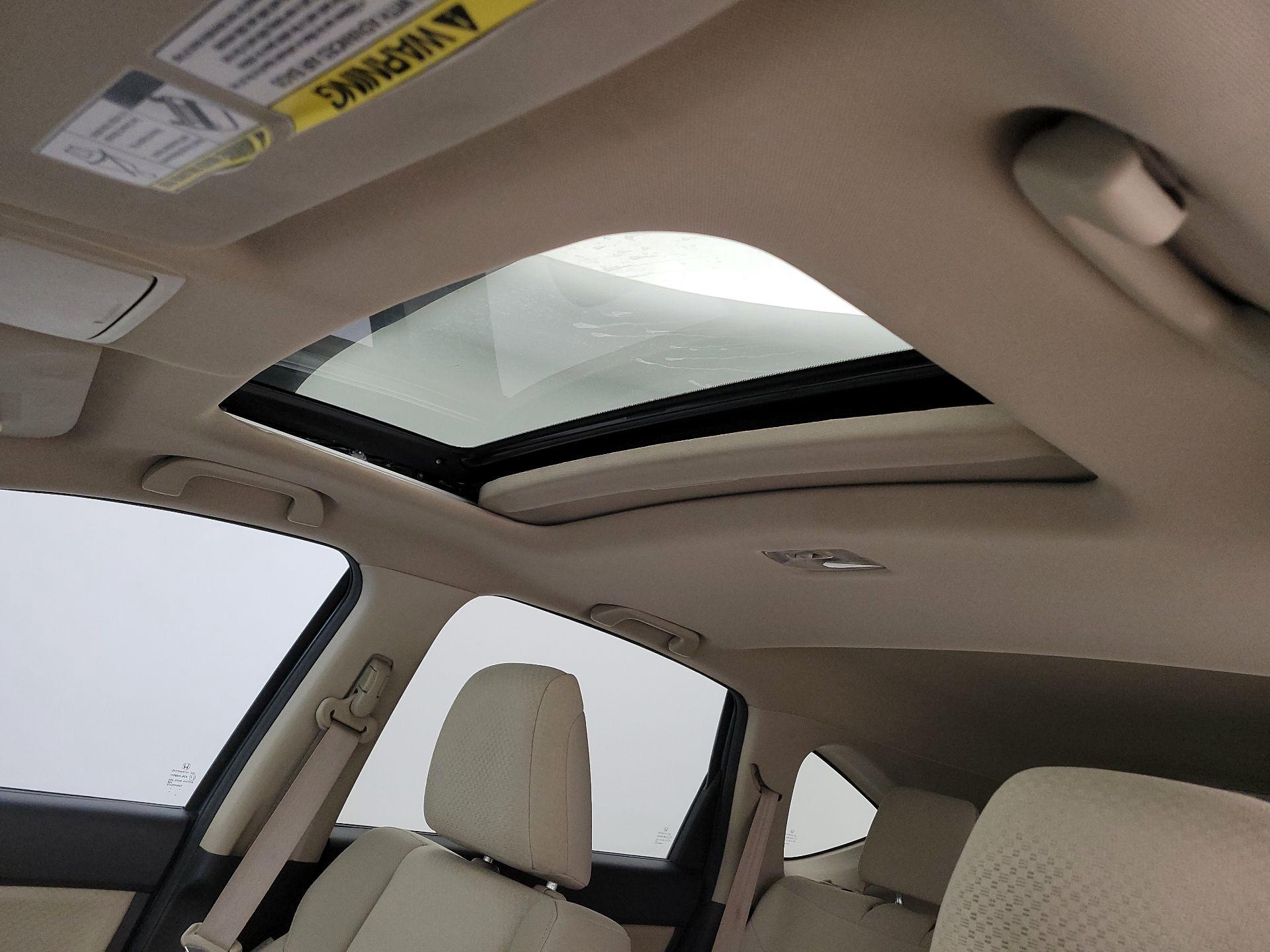 Thumbnail: 2015 Honda CR-V - 18