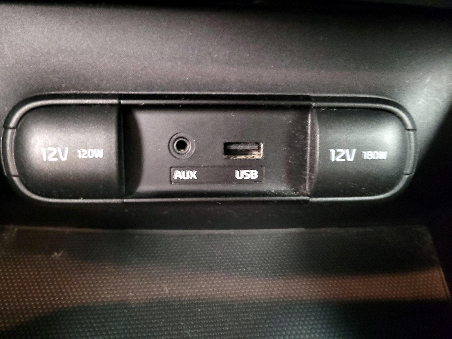 Thumbnail: 2015 Kia Soul - 17