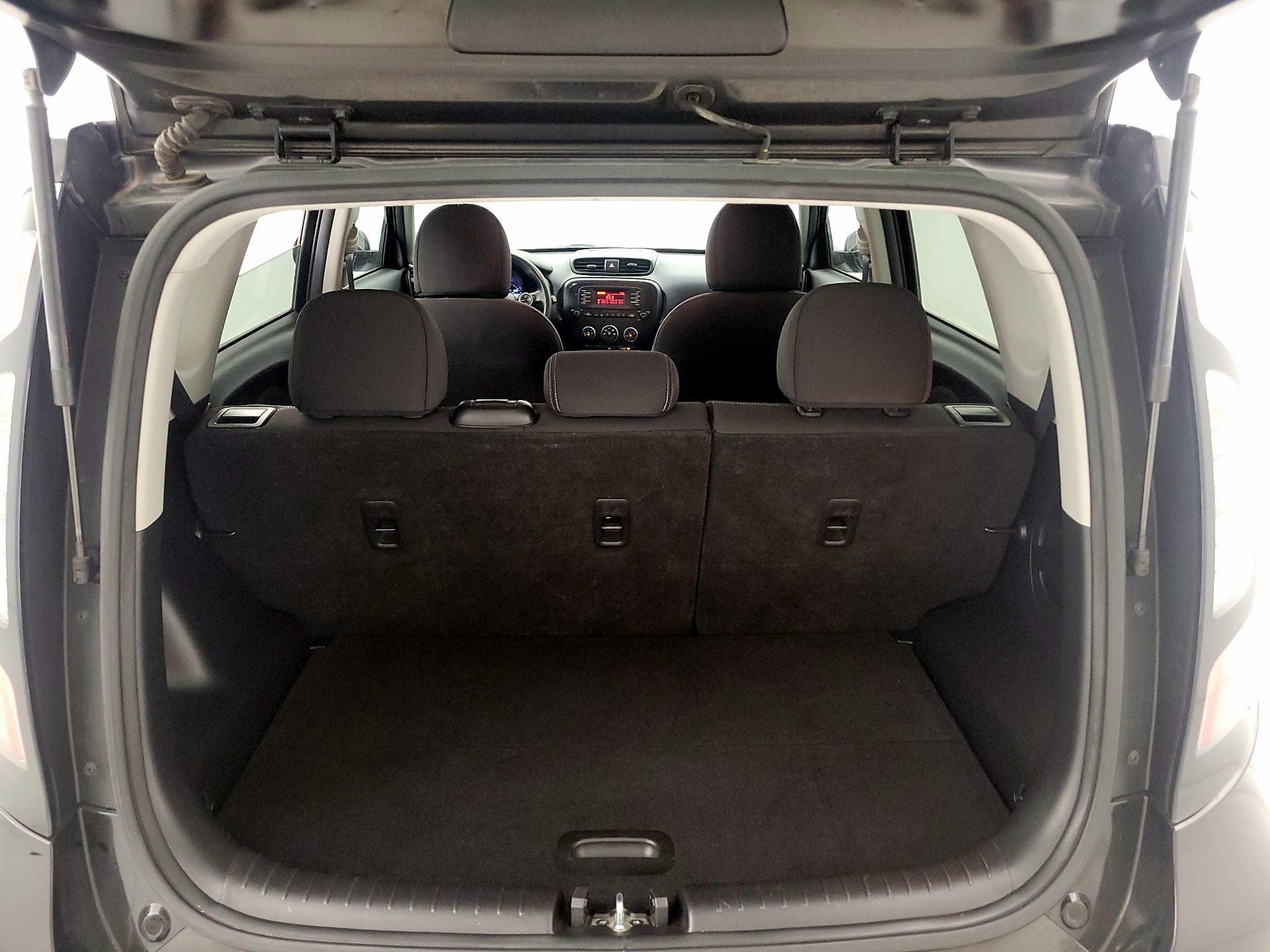 Thumbnail: 2015 Kia Soul - 19