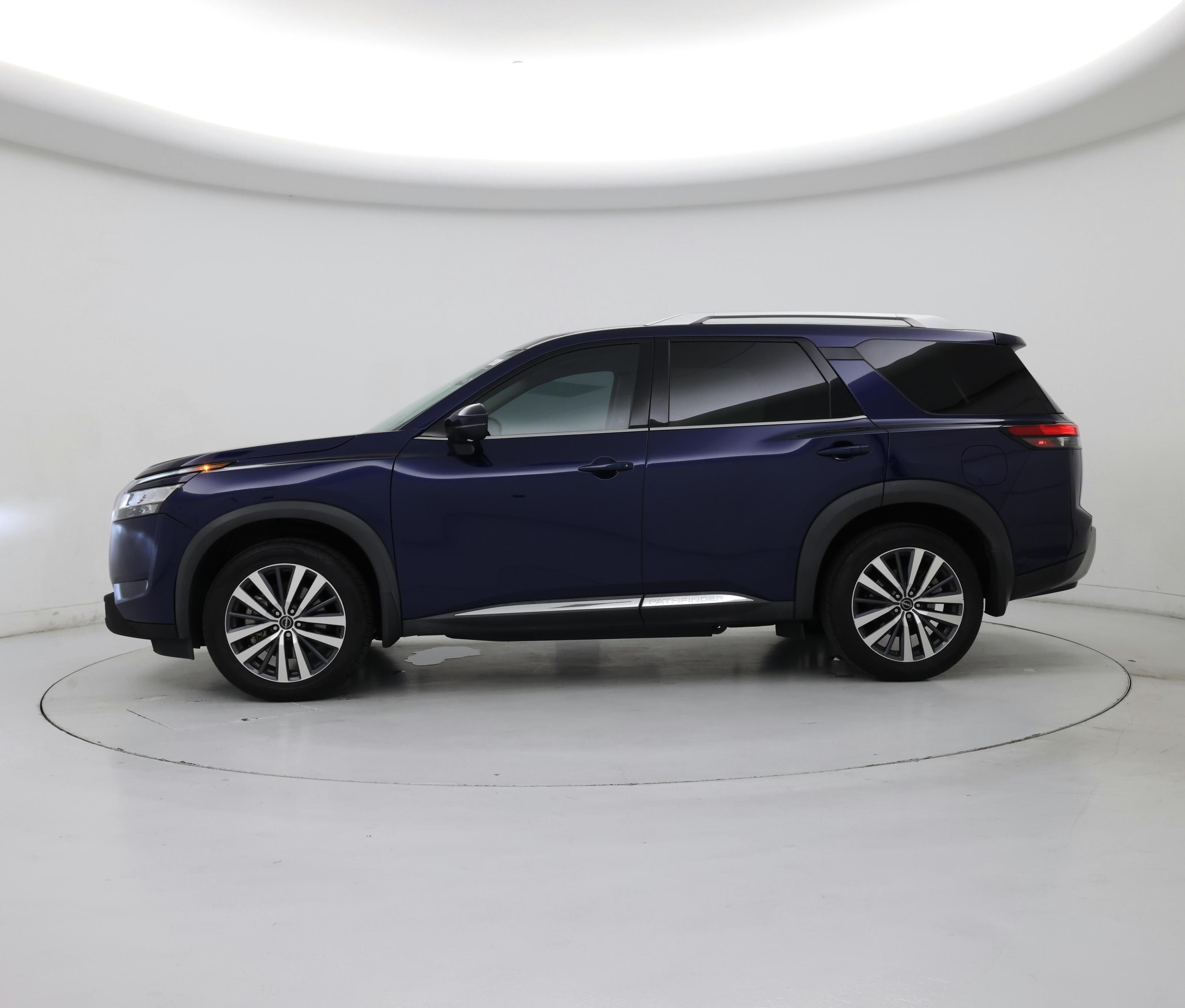 Thumbnail: 2022 Nissan Pathfinder - 3