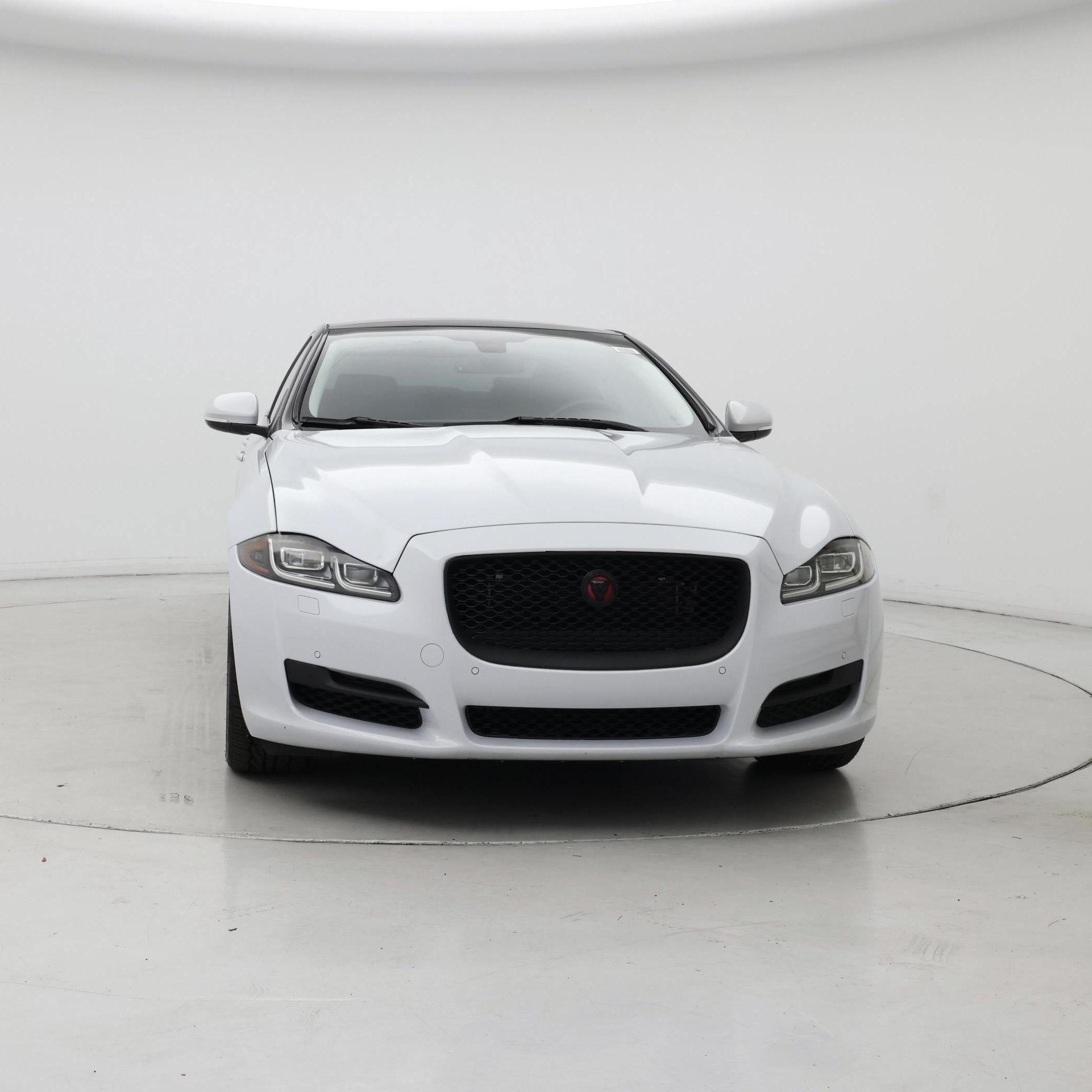 Thumbnail: 2016 Jaguar XJ - 5