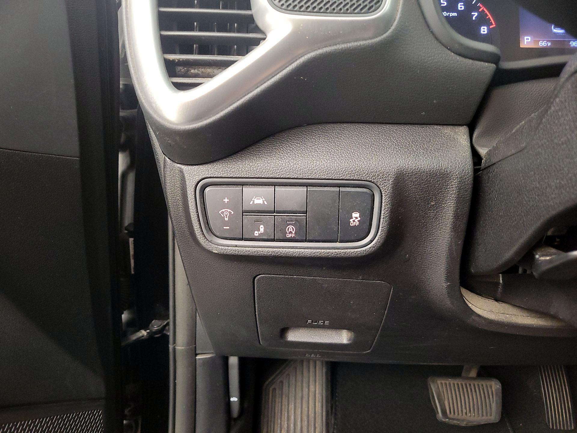 Thumbnail: 2021 Kia Soul - 13