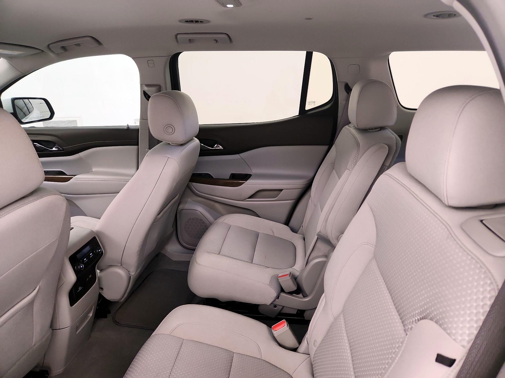 Thumbnail: 2020 GMC Acadia - 19