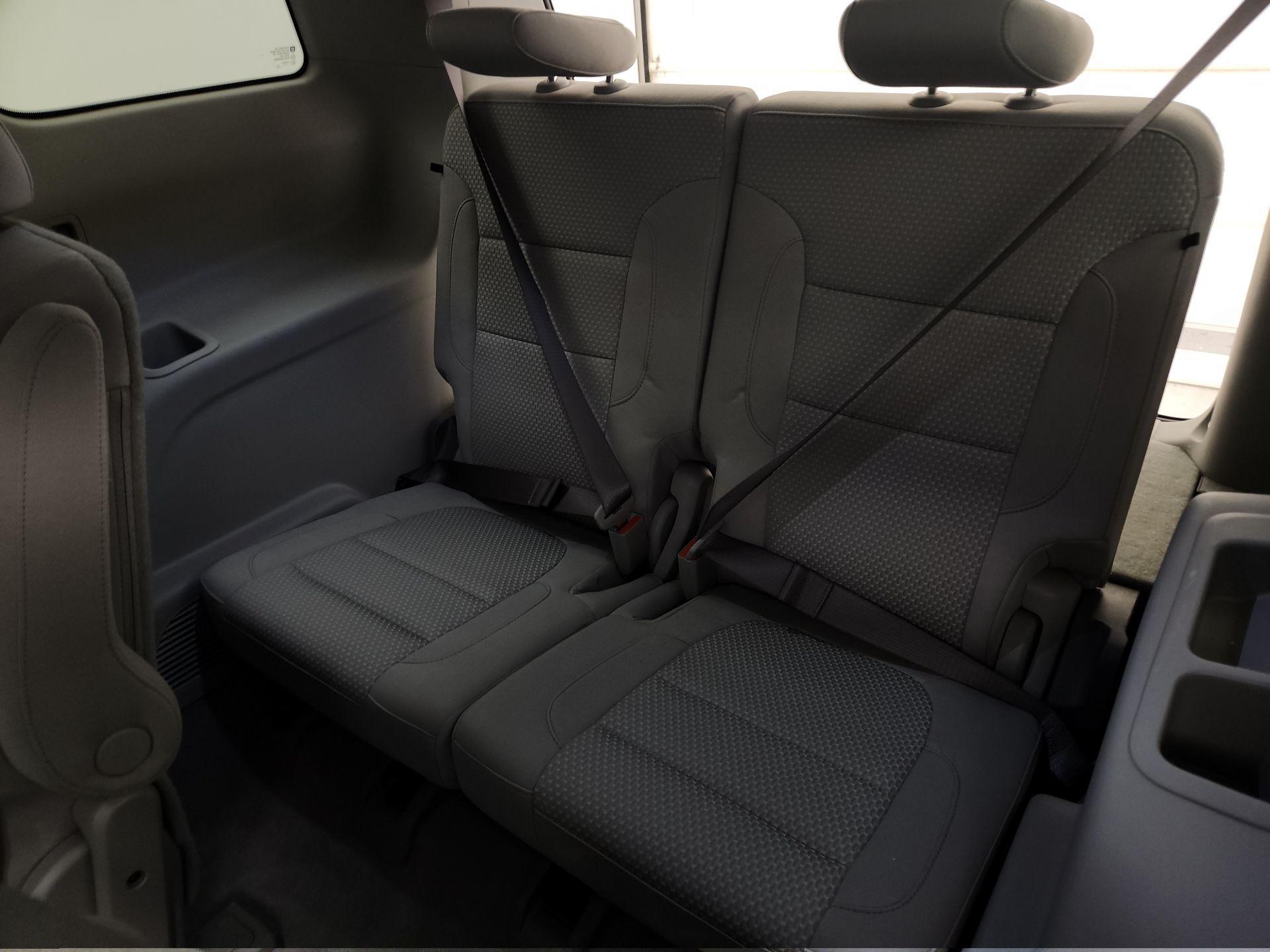 Thumbnail: 2020 GMC Acadia - 20