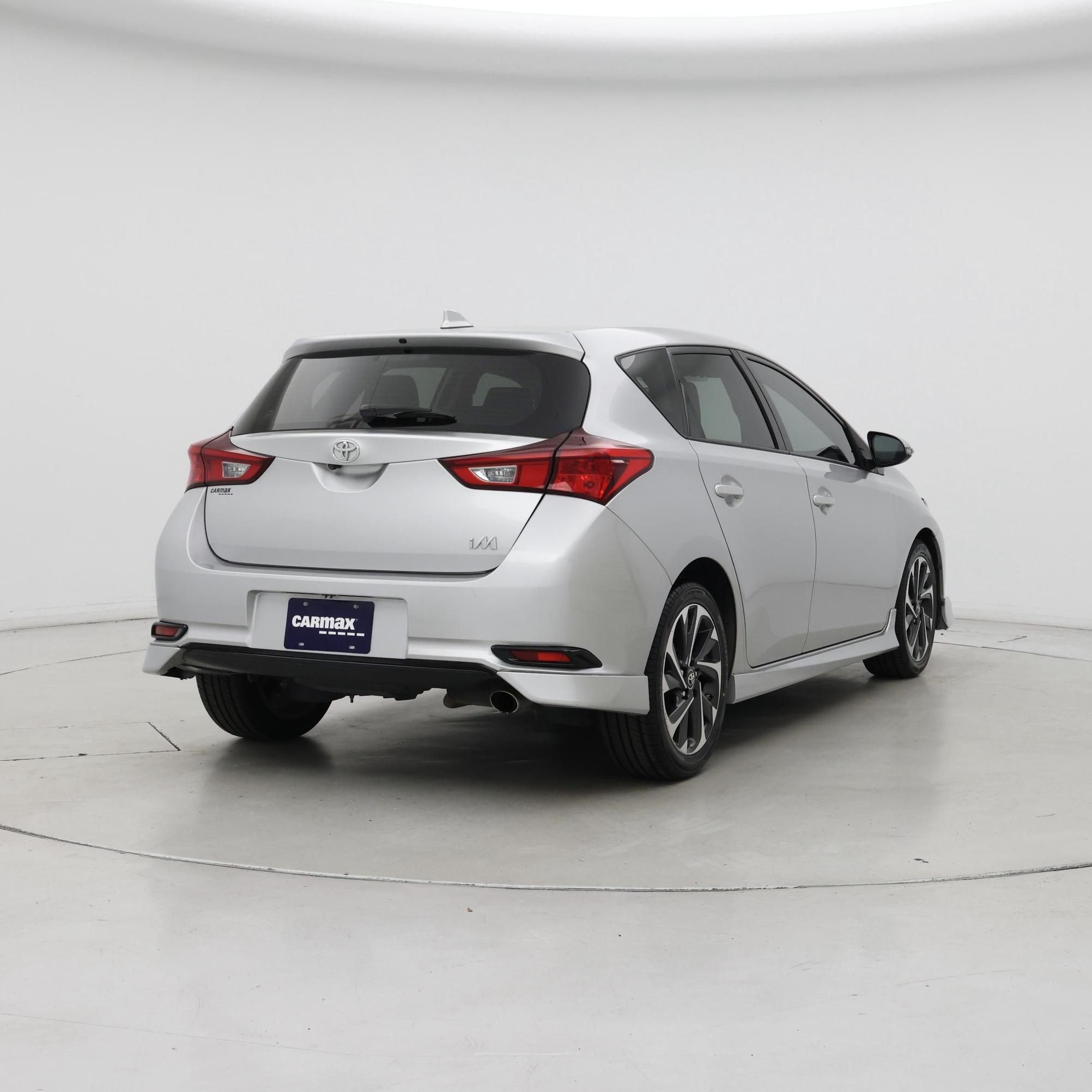 Thumbnail: 2017 Toyota Corolla iM - 8