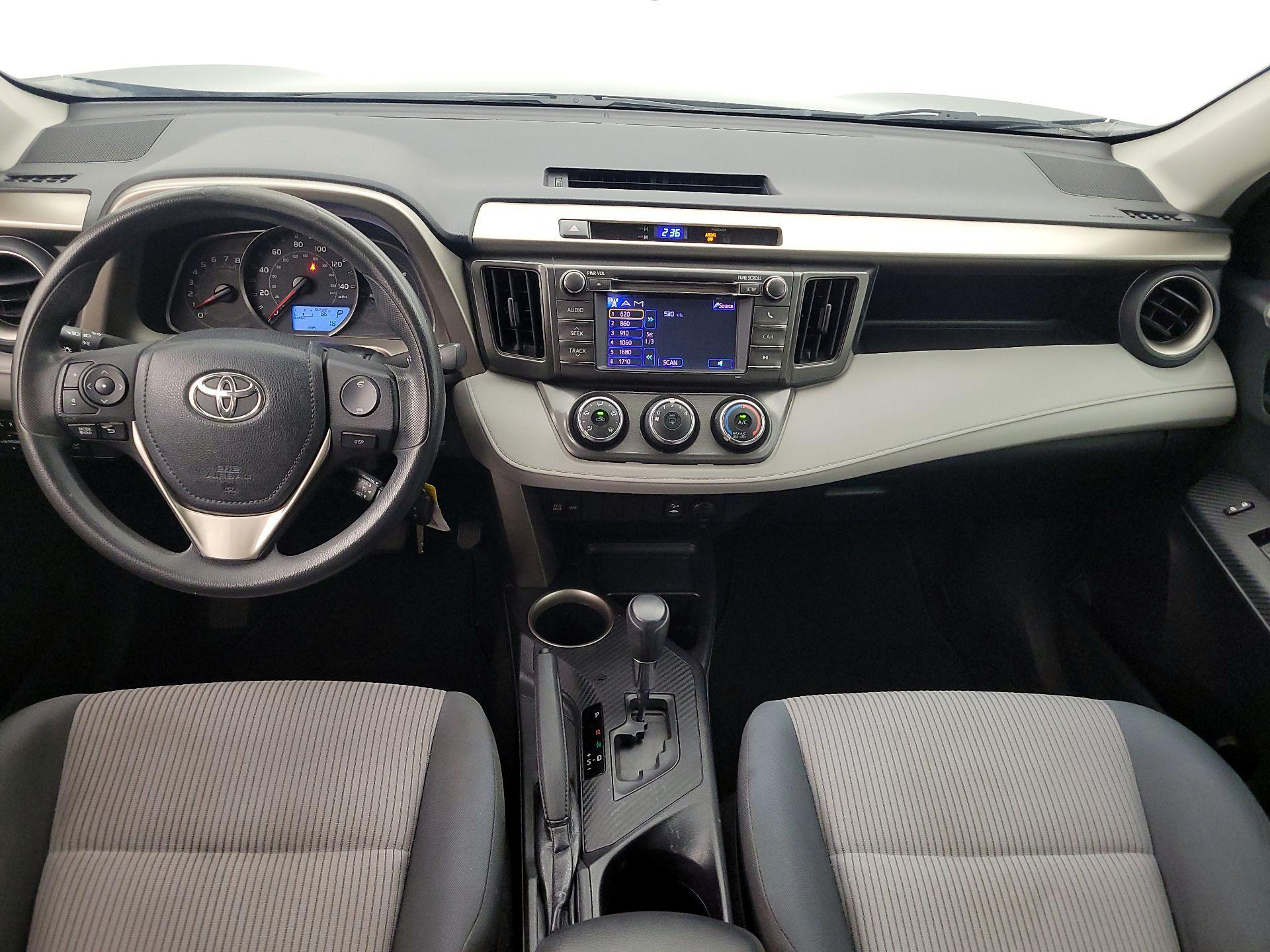 Thumbnail: 2013 Toyota RAV4 - 9
