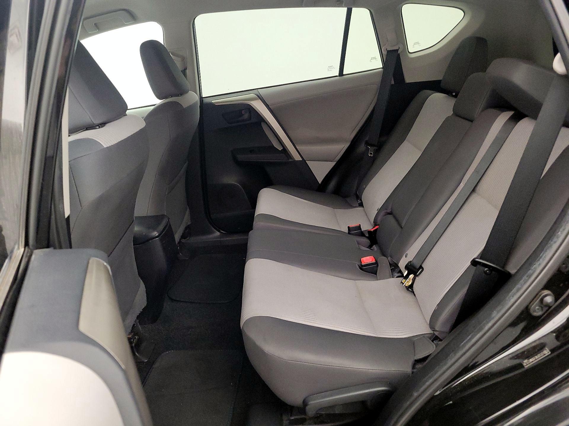 Thumbnail: 2013 Toyota RAV4 - 19