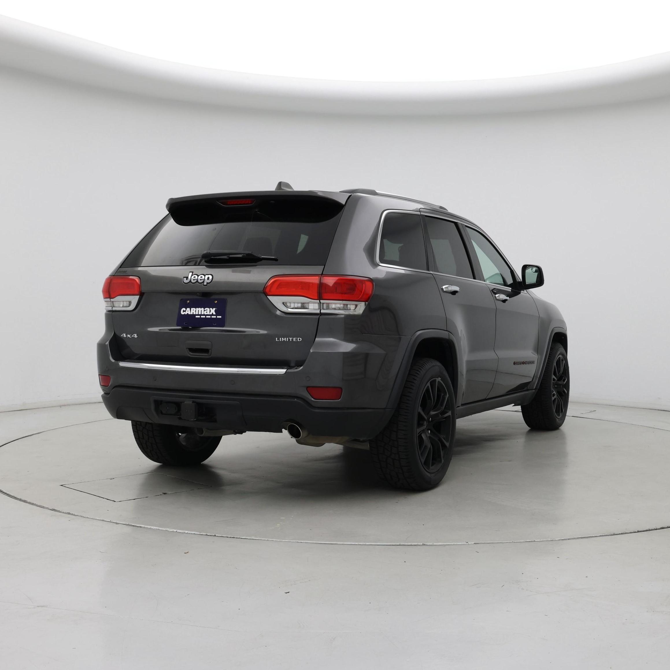 Thumbnail: 2018 Jeep Grand Cherokee - 8