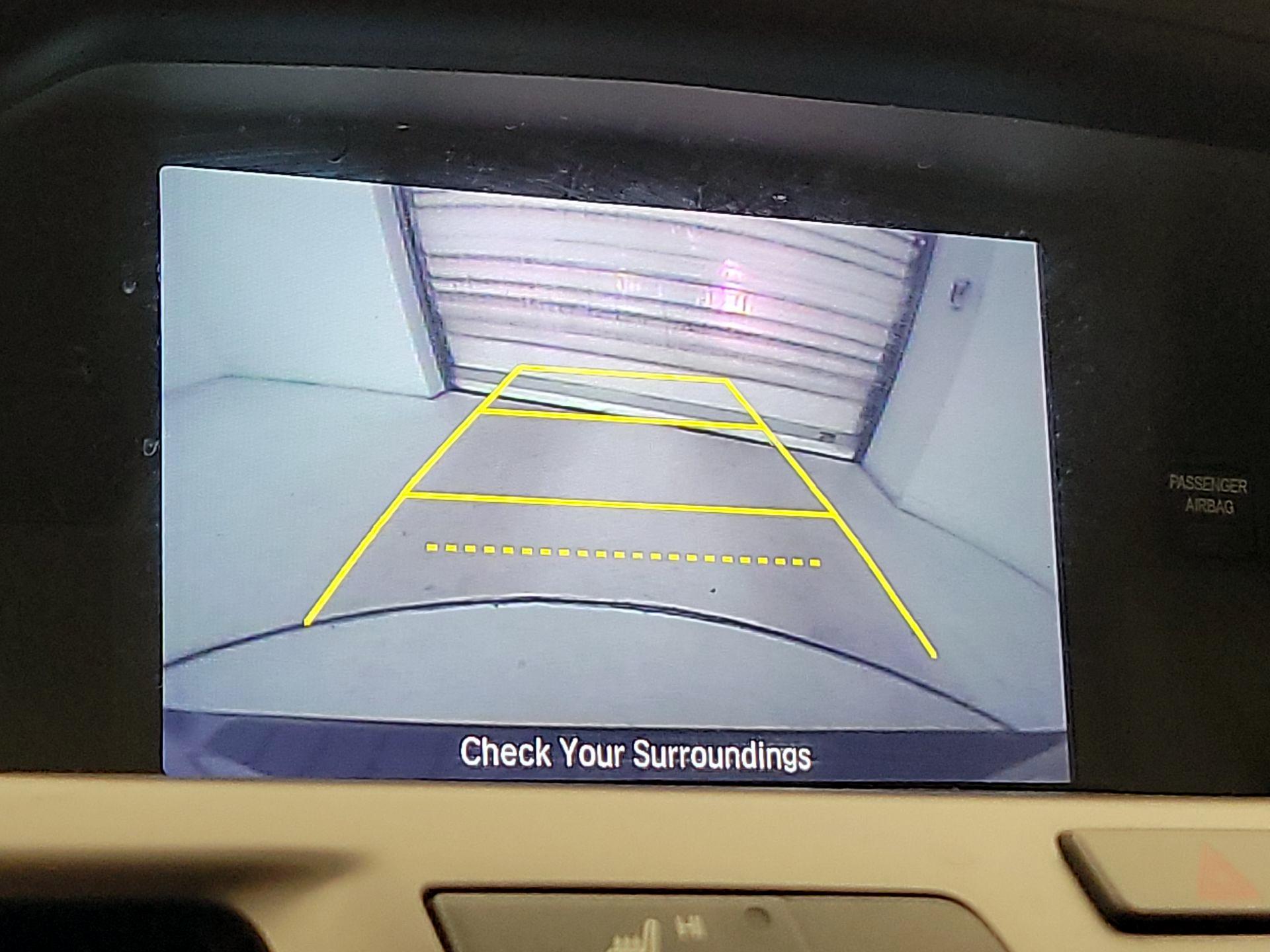 Thumbnail: 2015 Honda Odyssey - 14
