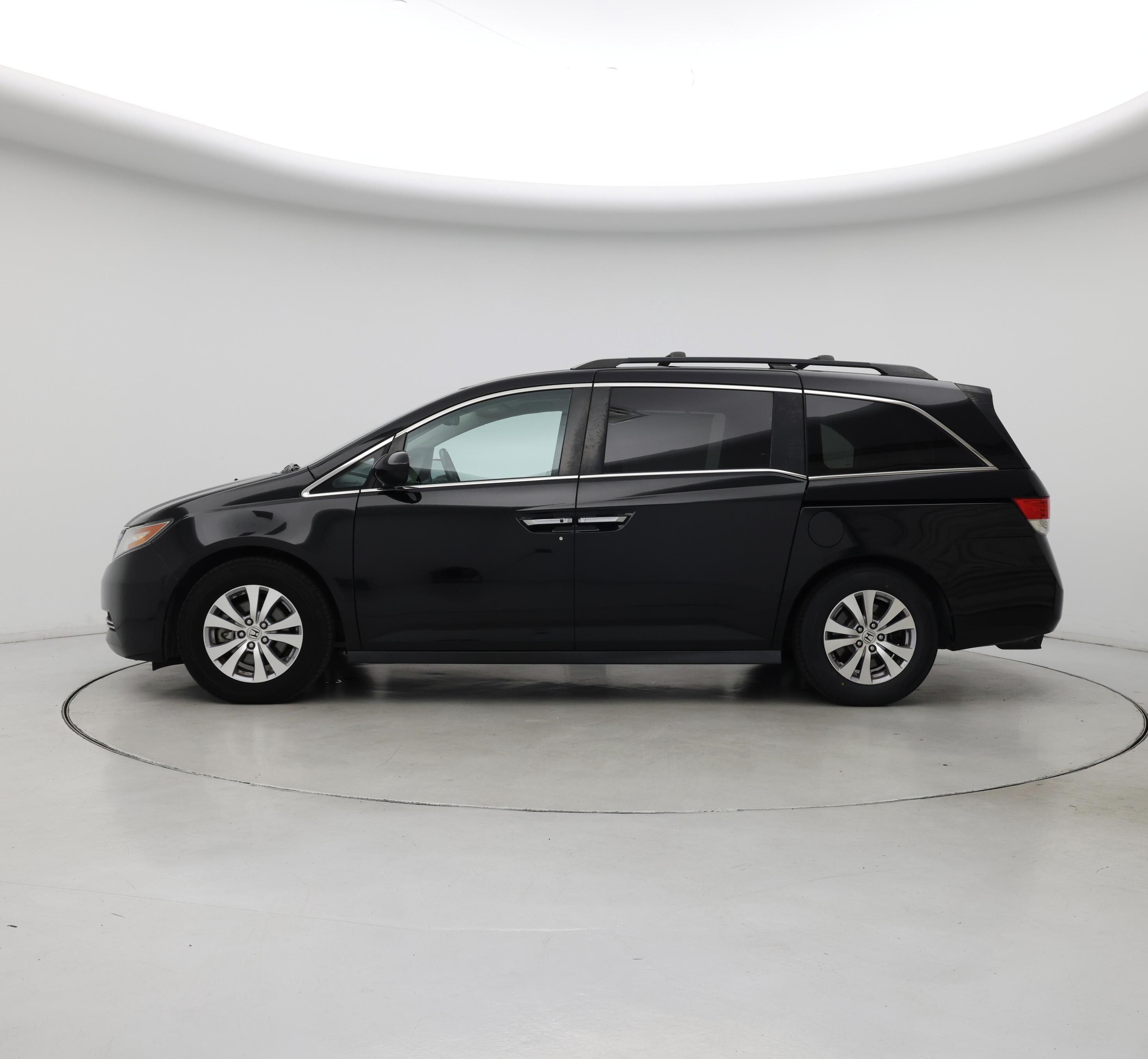 Thumbnail: 2015 Honda Odyssey - 3