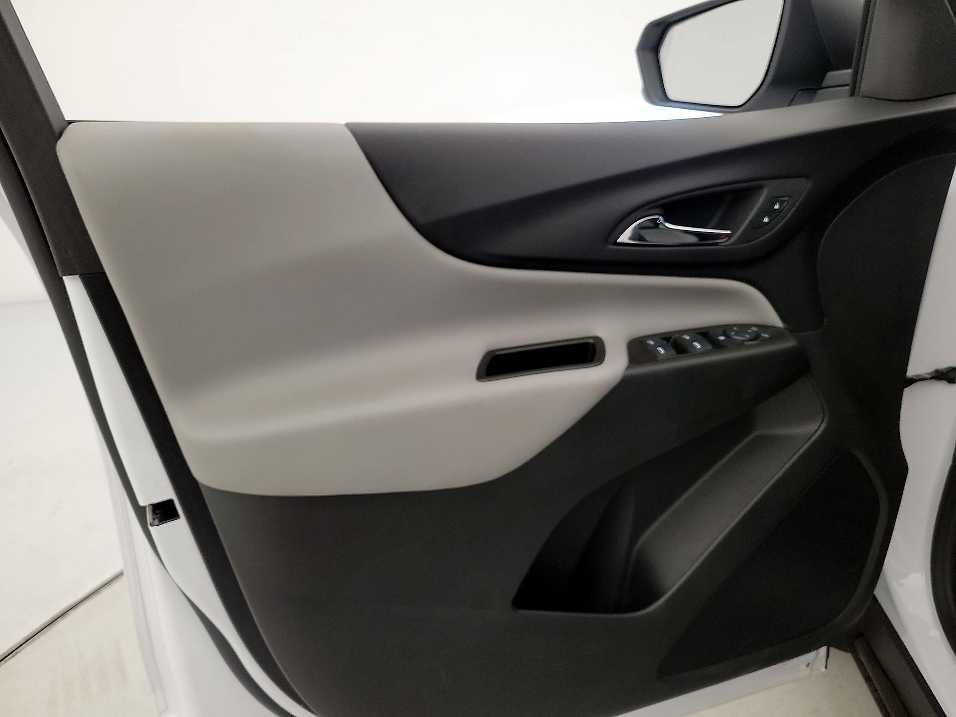 Thumbnail: 2024 Chevrolet Equinox - 12