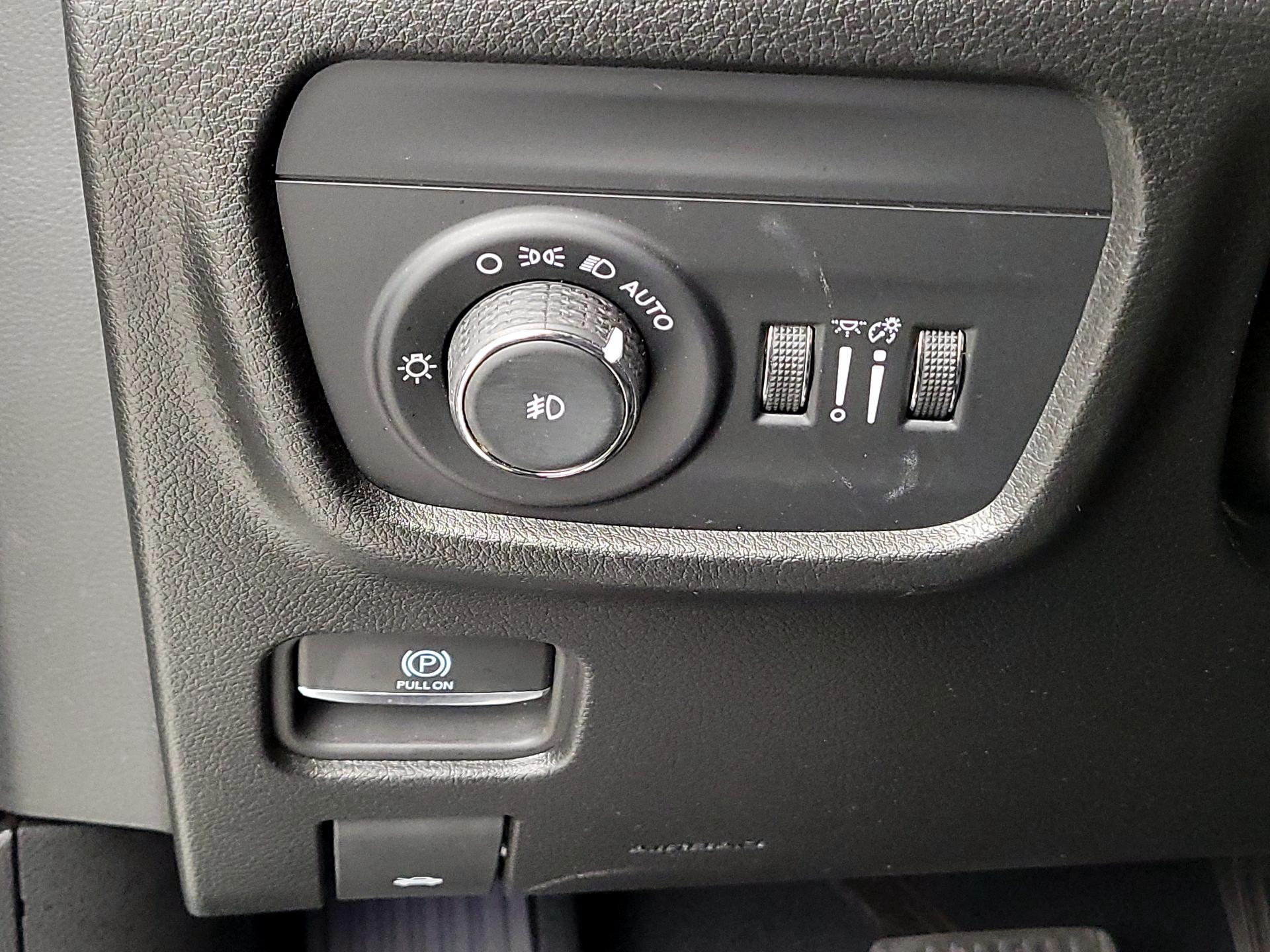 Thumbnail: 2024 Jeep Grand Cherokee - 13