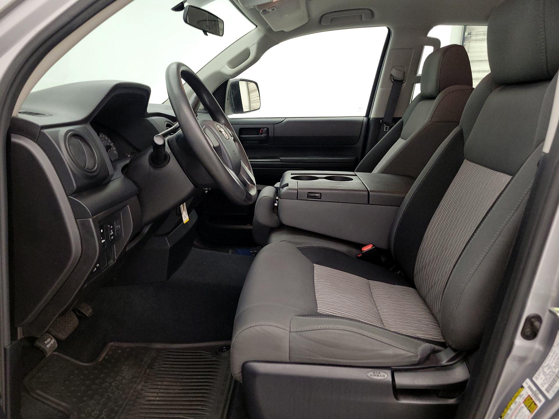 Thumbnail: 2015 Toyota Tundra - 11