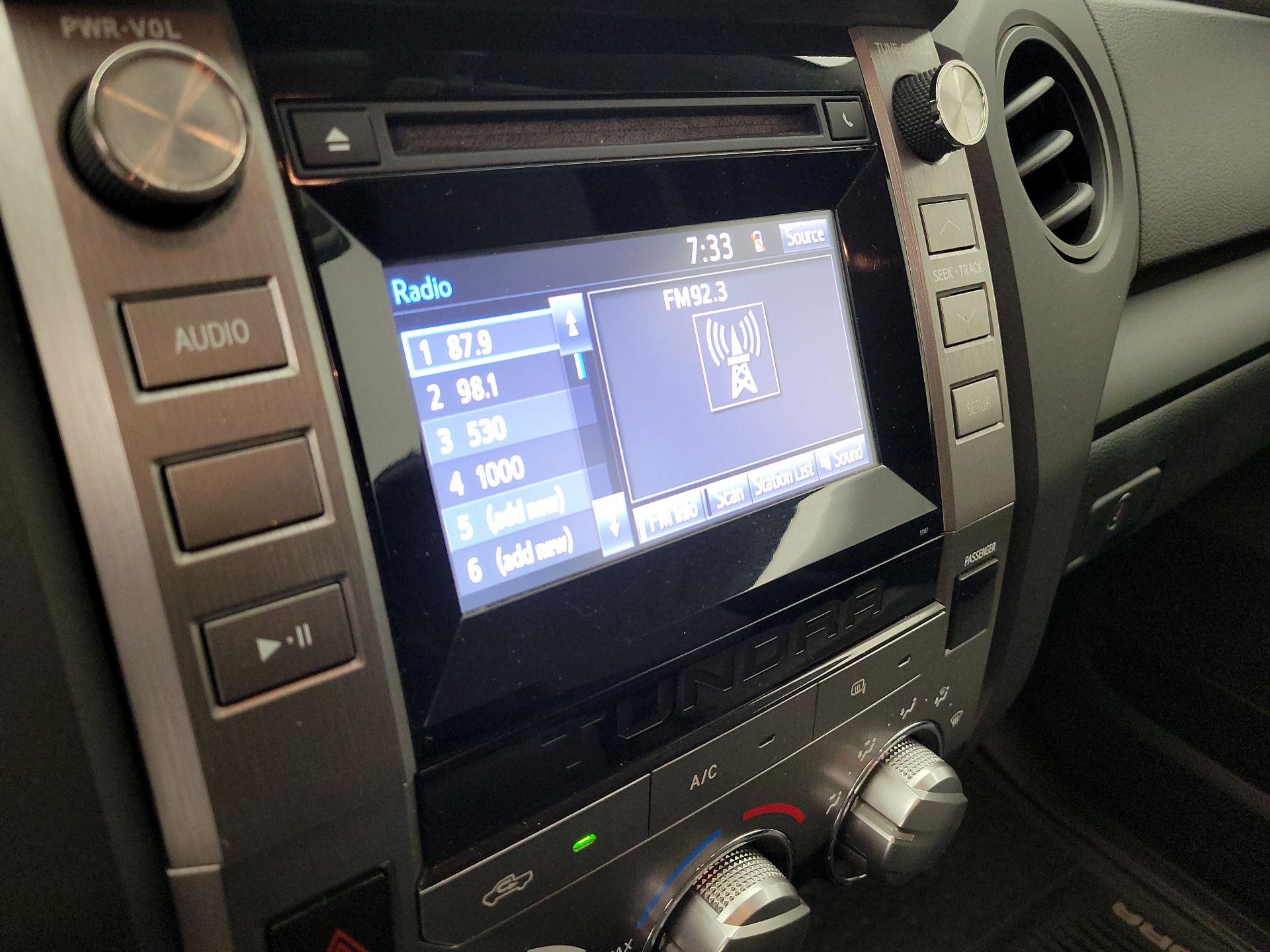 Thumbnail: 2015 Toyota Tundra - 15