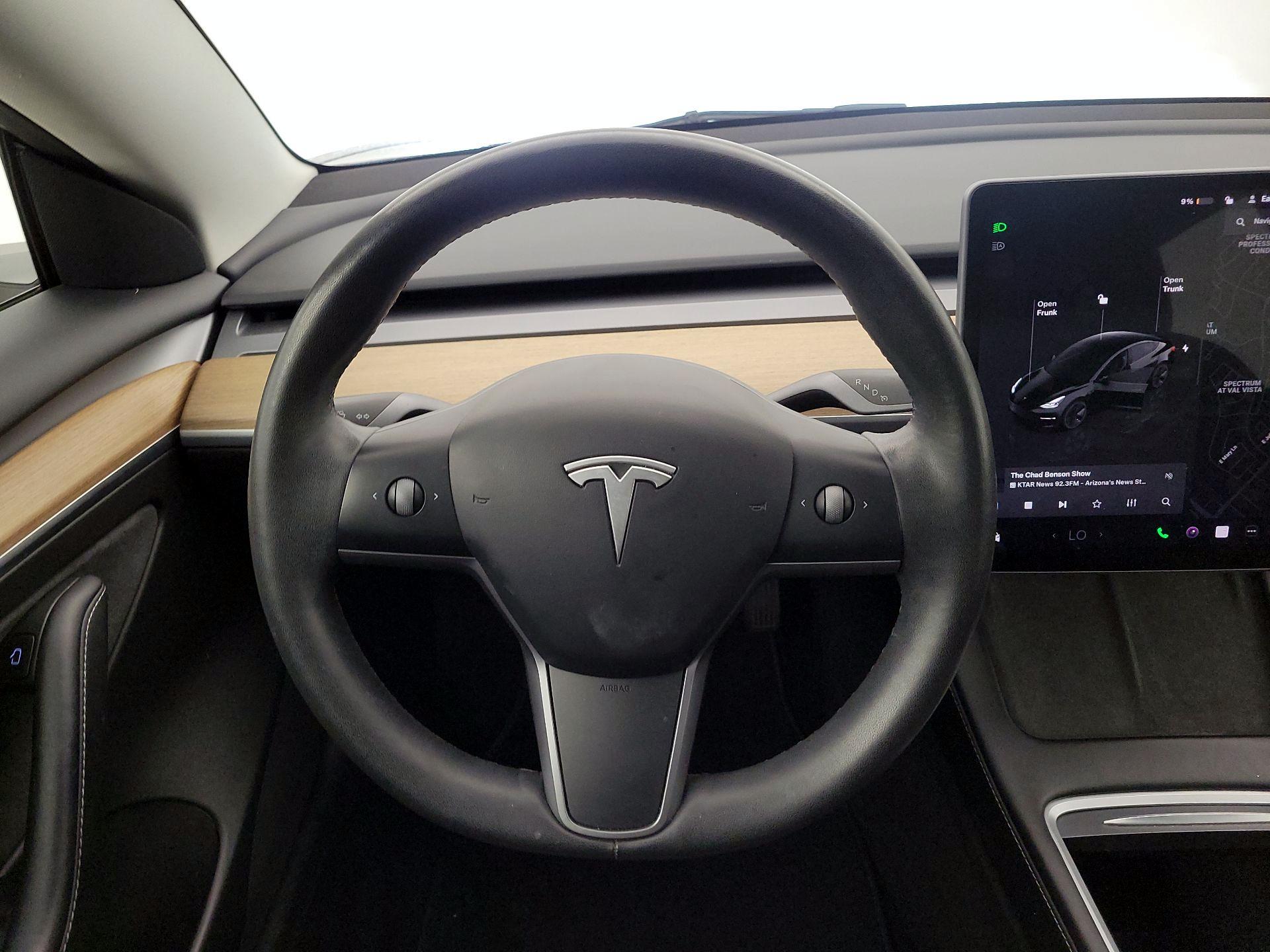 Thumbnail: 2023 Tesla Model 3 - 10