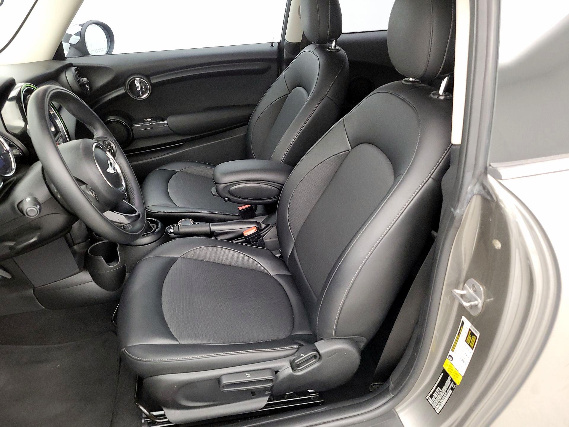 Thumbnail: 2018 MINI Cooper Hardtop - 11