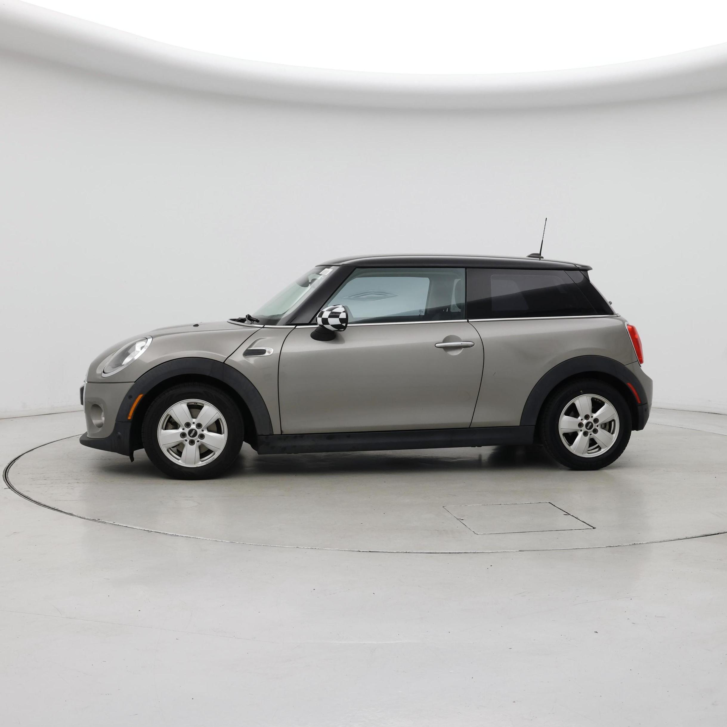 Thumbnail: 2018 MINI Cooper Hardtop - 3
