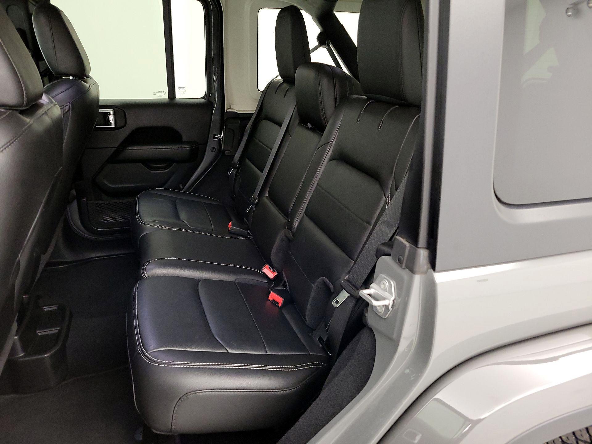 Thumbnail: 2019 Jeep Wrangler - 19