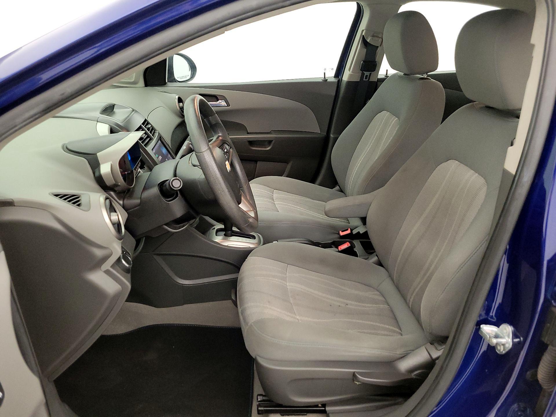 Thumbnail: 2014 Chevrolet Sonic - 11