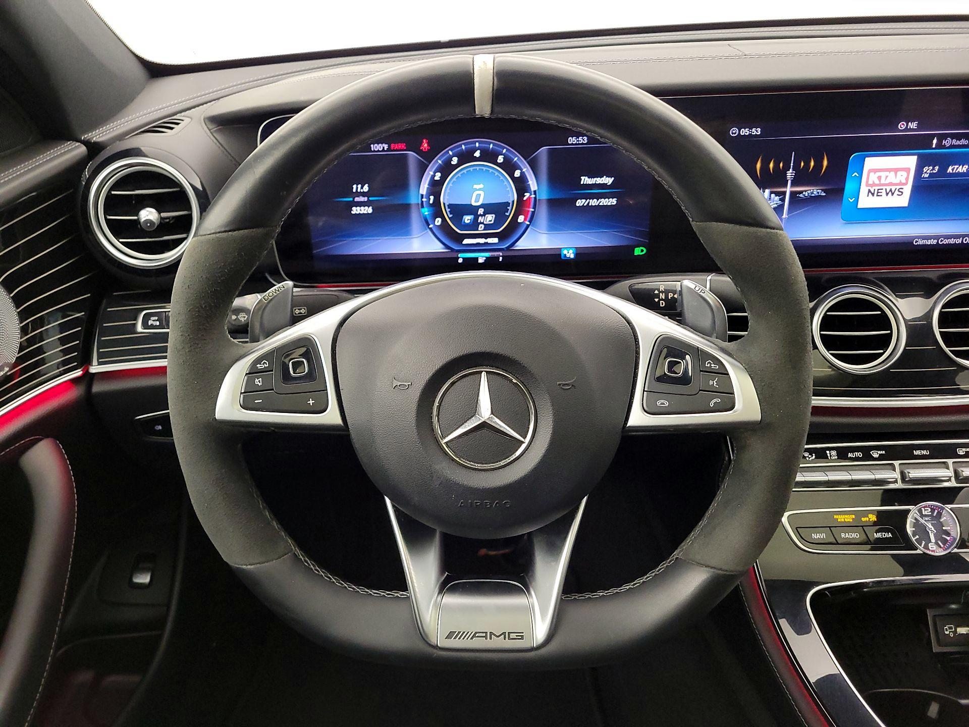 Thumbnail: 2018 Mercedes-Benz E-Class - 10