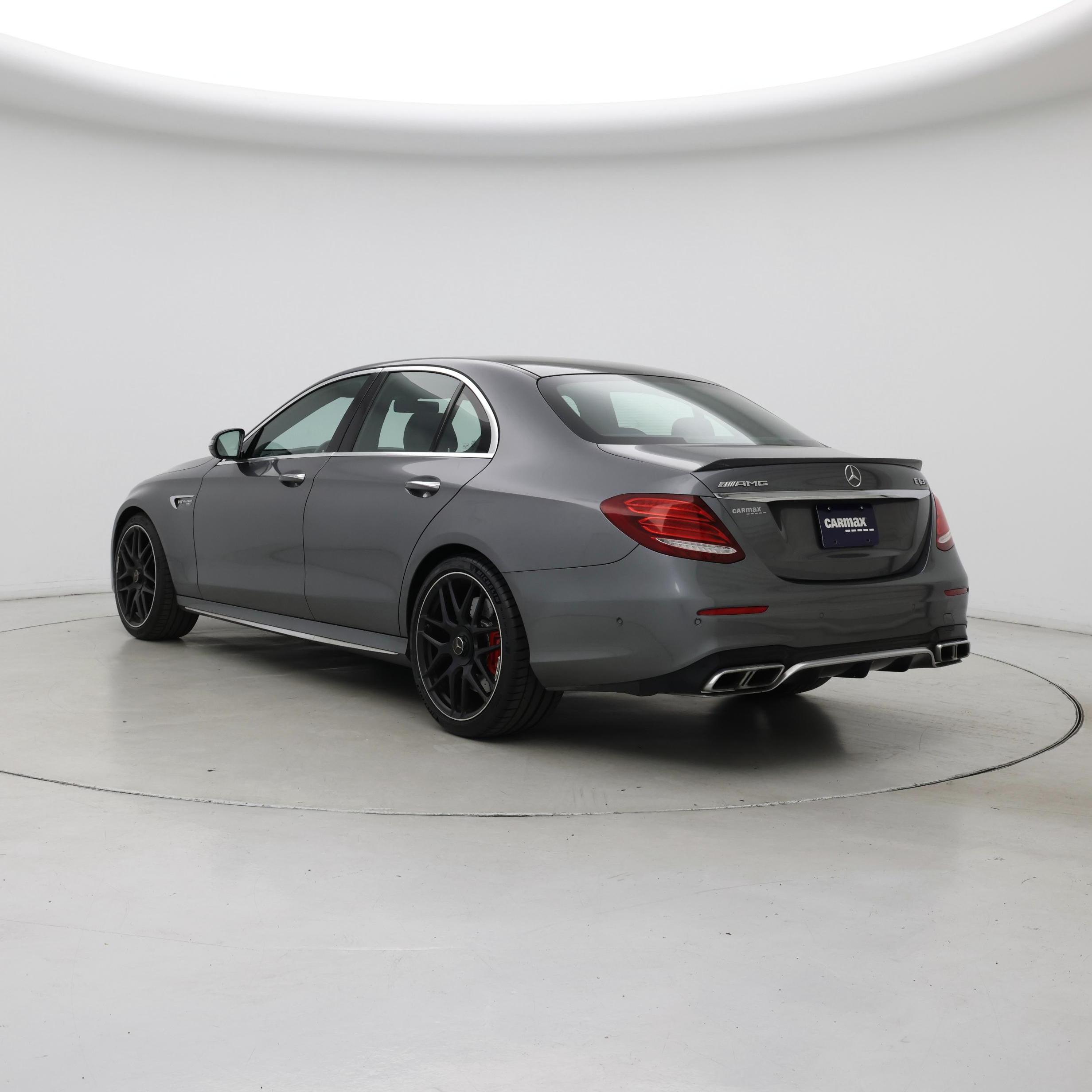 Thumbnail: 2018 Mercedes-Benz E-Class - 2