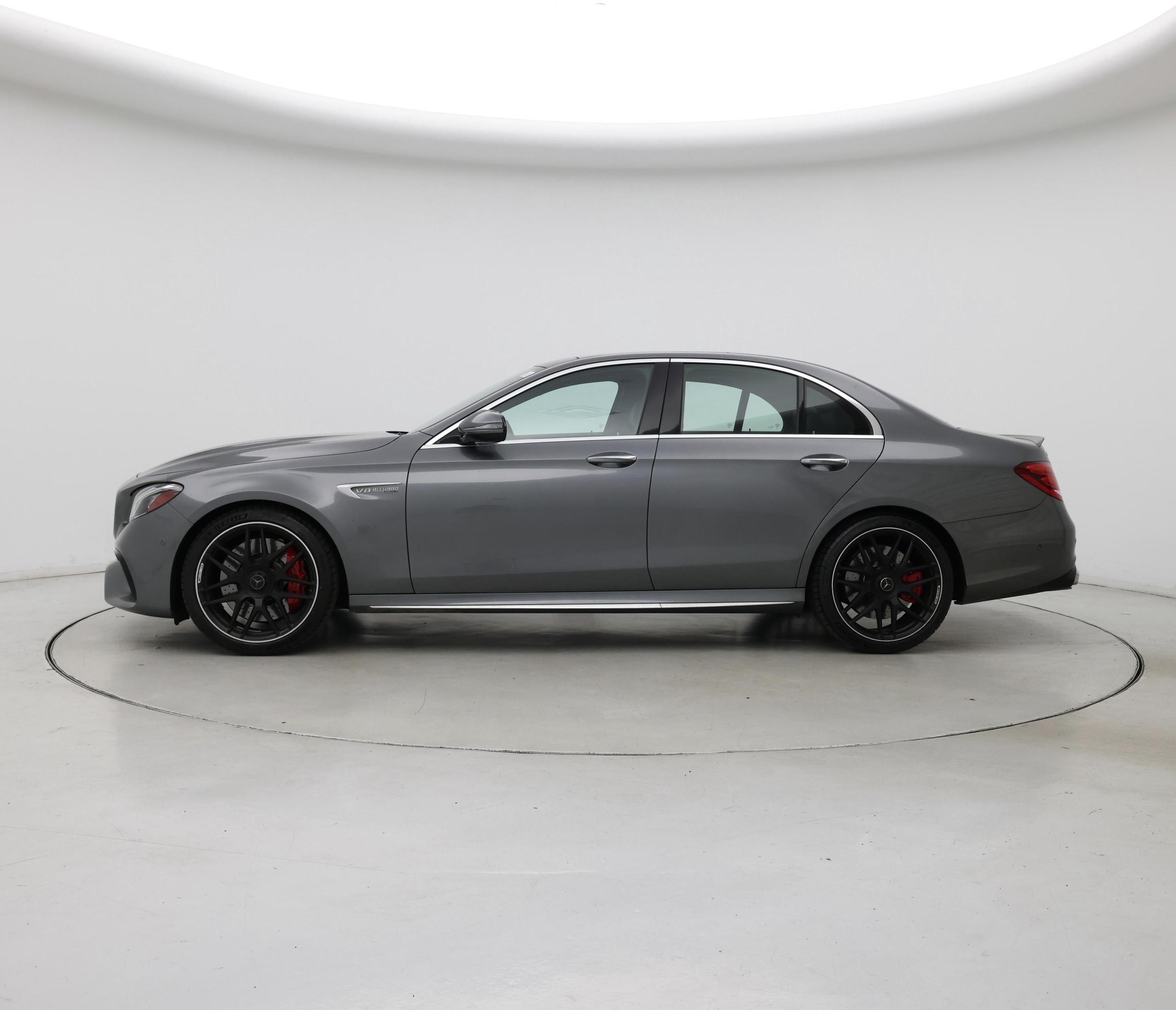 Thumbnail: 2018 Mercedes-Benz E-Class - 3