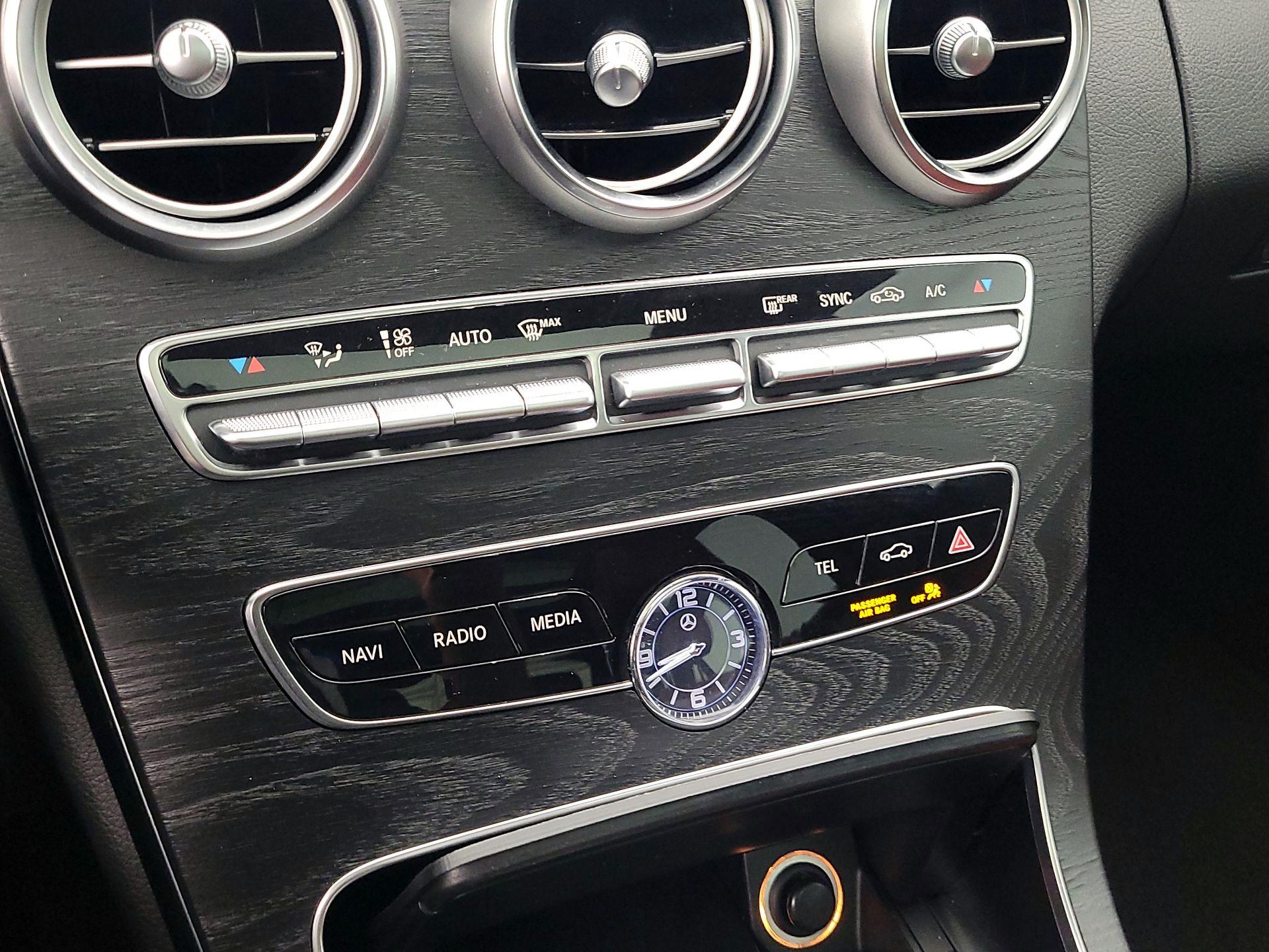 Thumbnail: 2019 Mercedes-Benz C-Class - 16