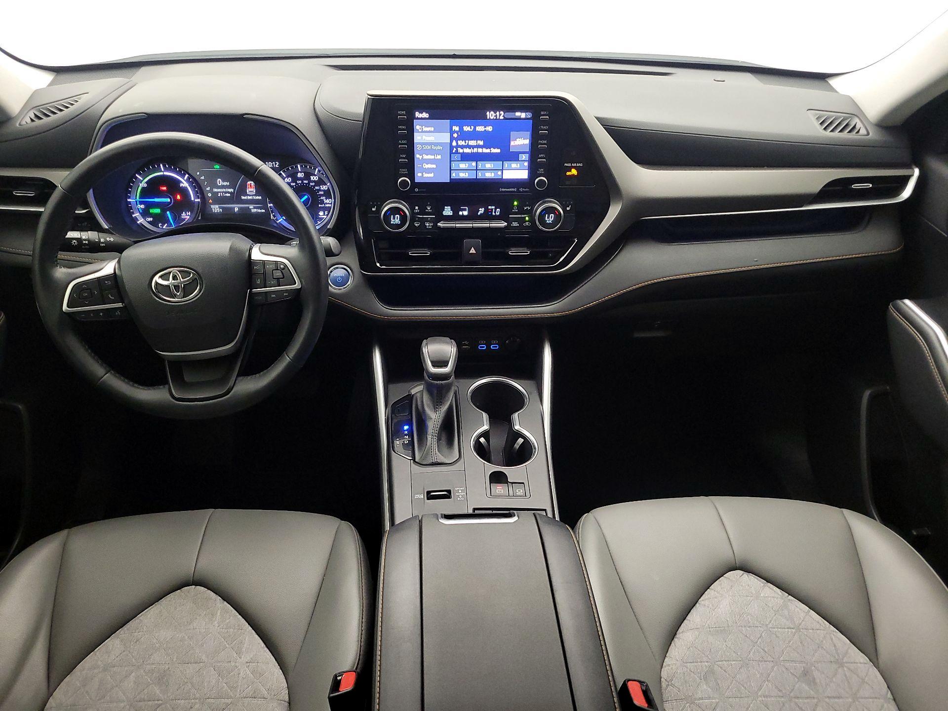 Thumbnail: 2022 Toyota Highlander - 9