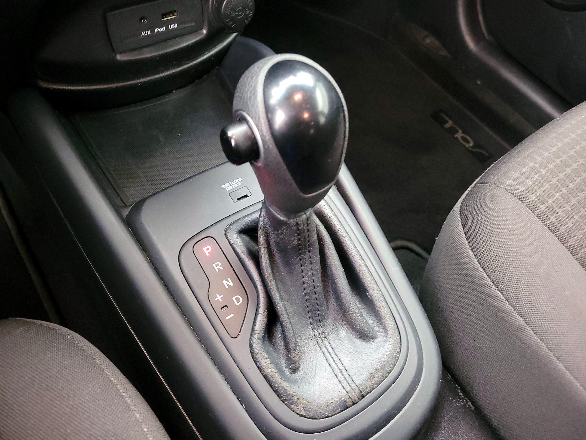 Thumbnail: 2013 Kia Soul - 16