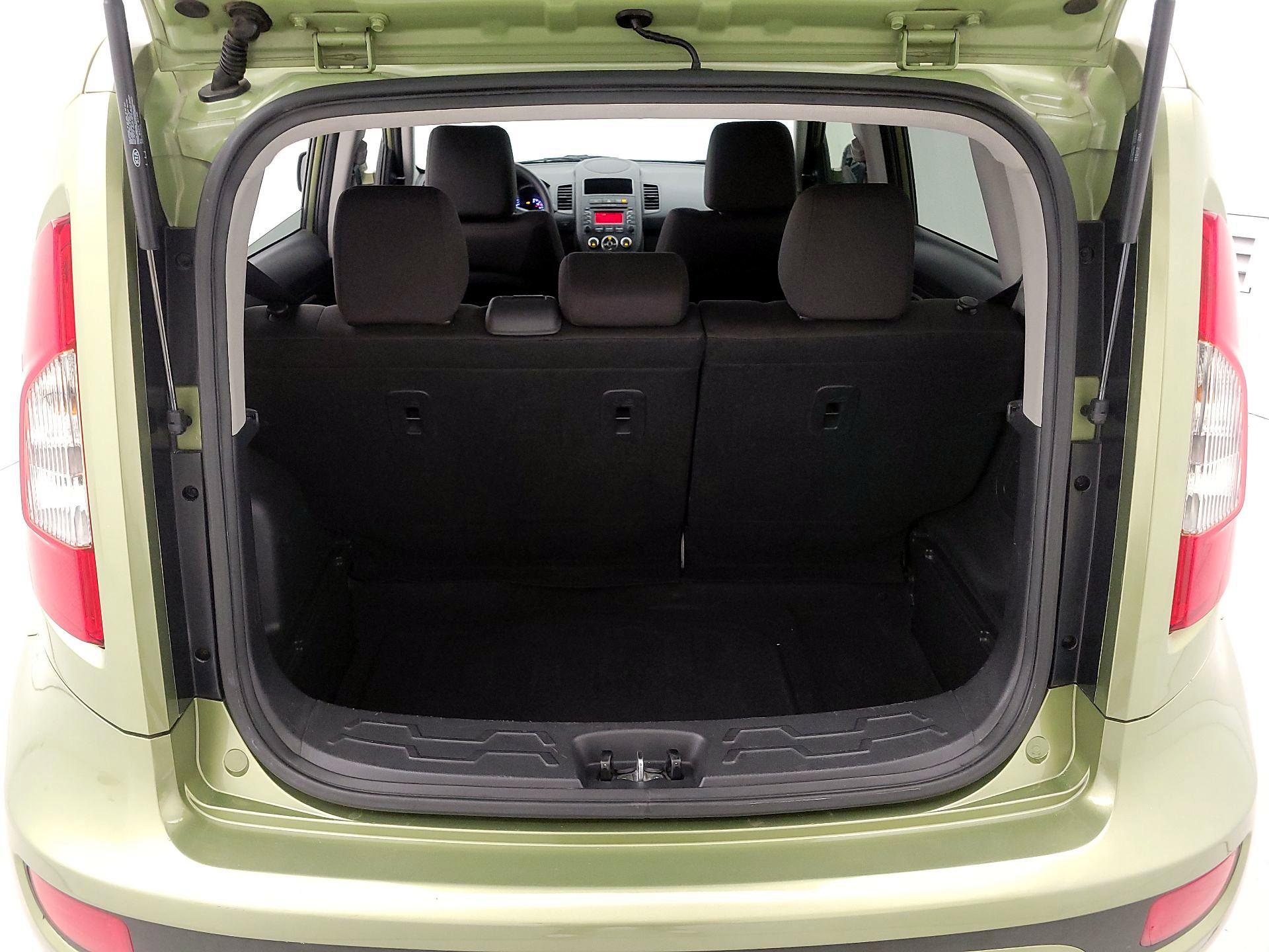 Thumbnail: 2013 Kia Soul - 19