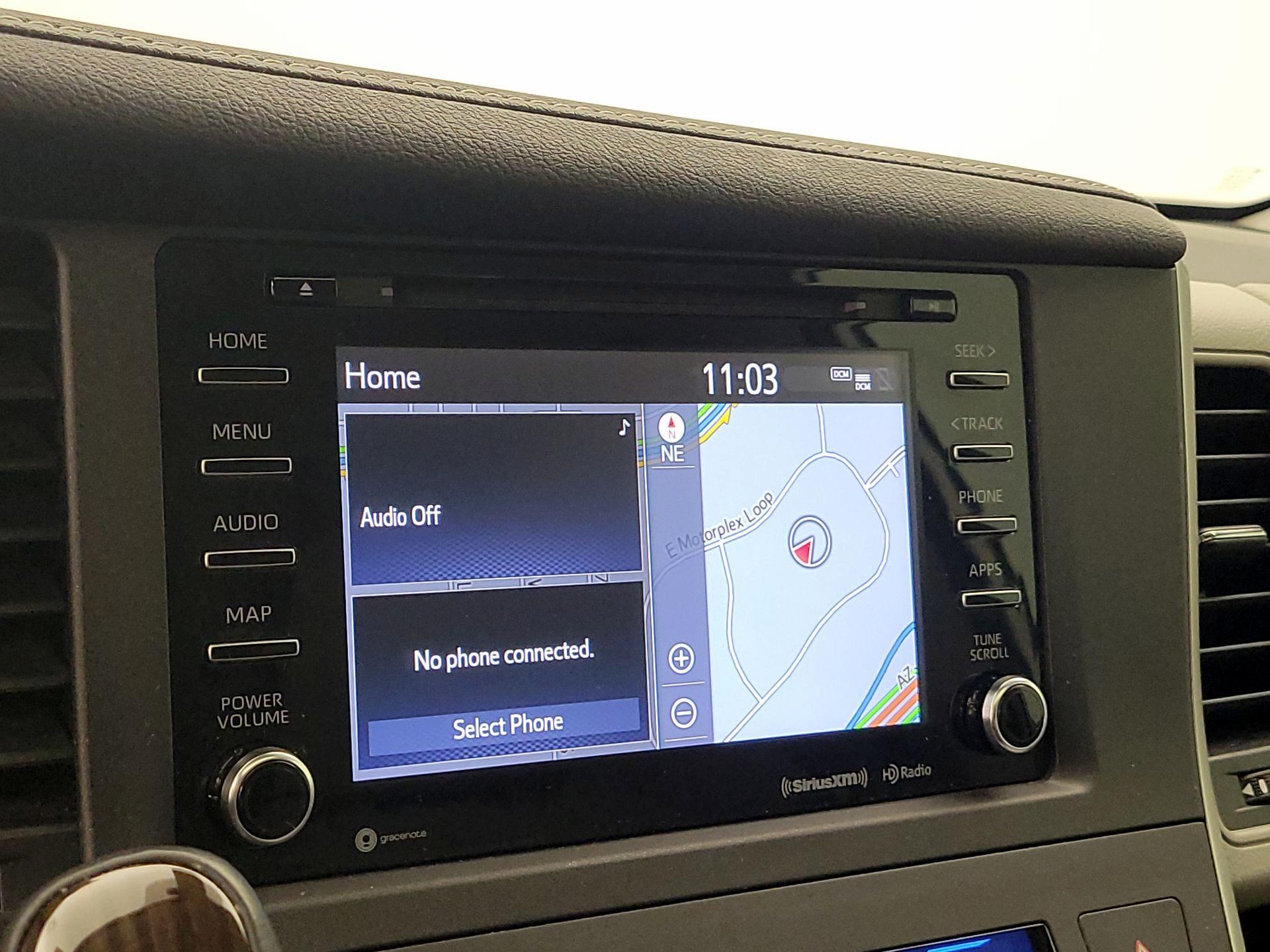 Thumbnail: 2020 Toyota Sienna - 16