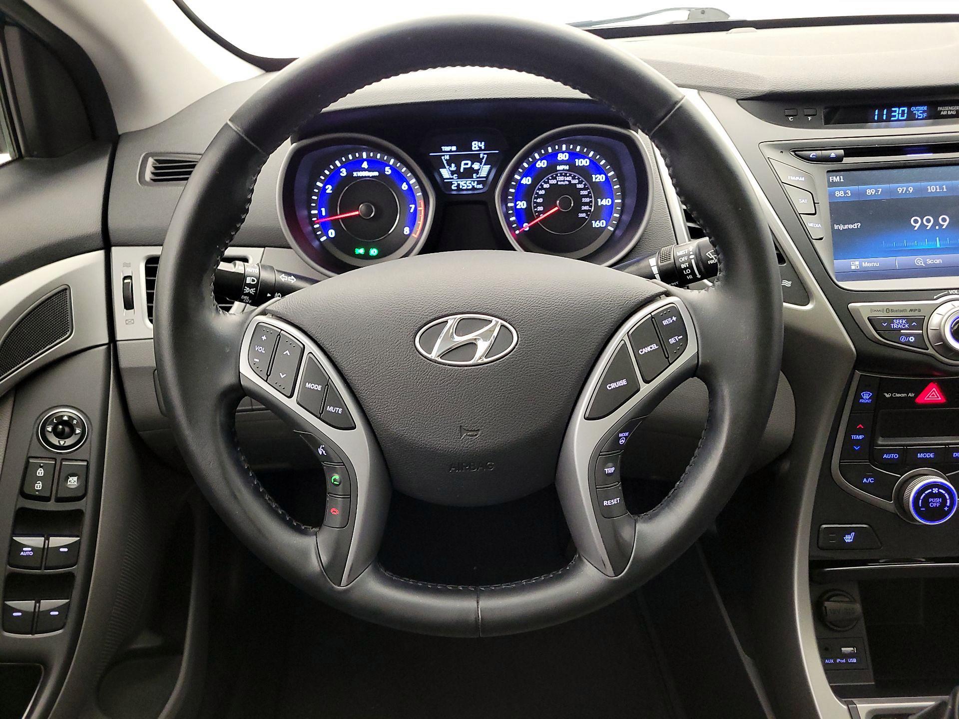 Thumbnail: 2015 Hyundai Elantra - 10