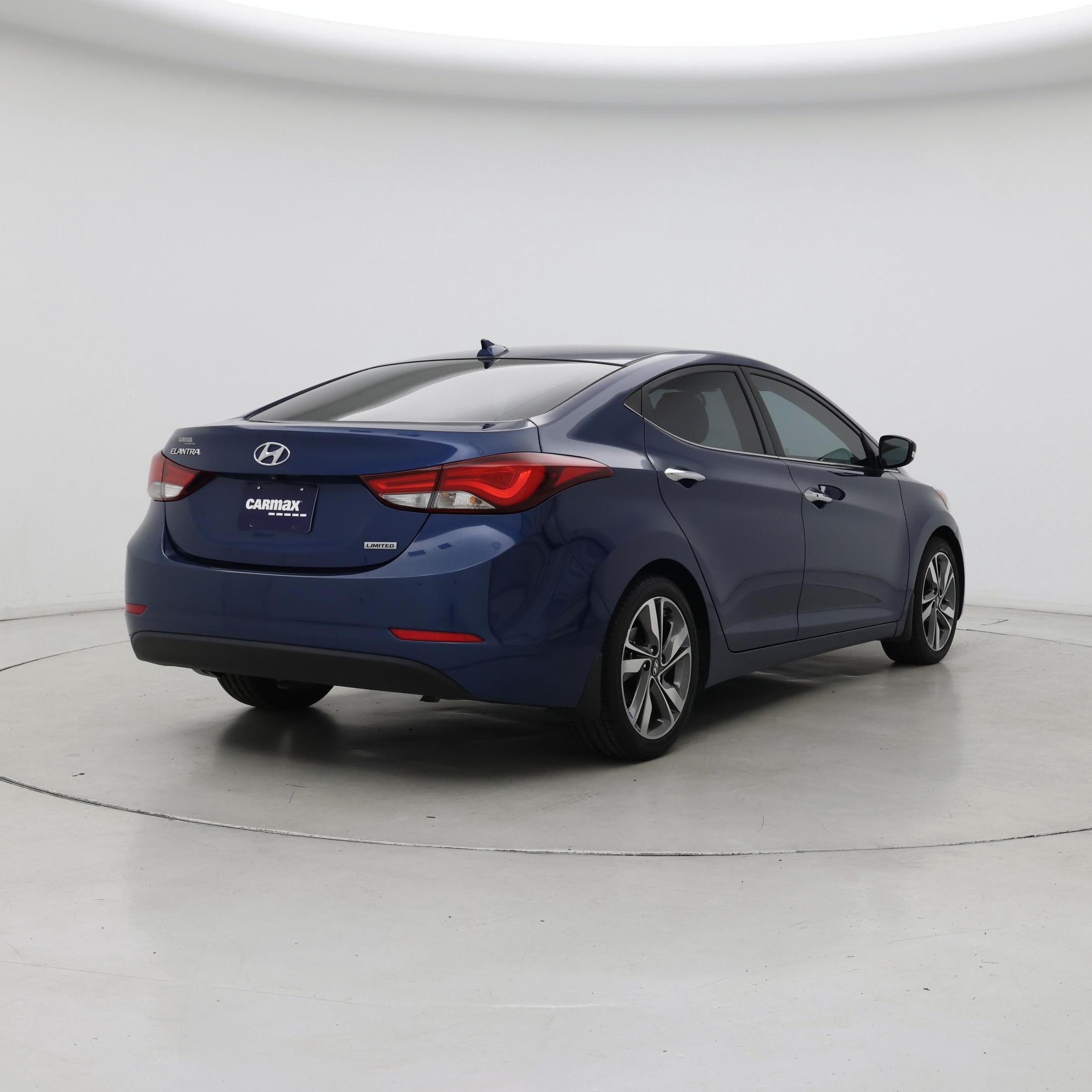 Thumbnail: 2015 Hyundai Elantra - 8