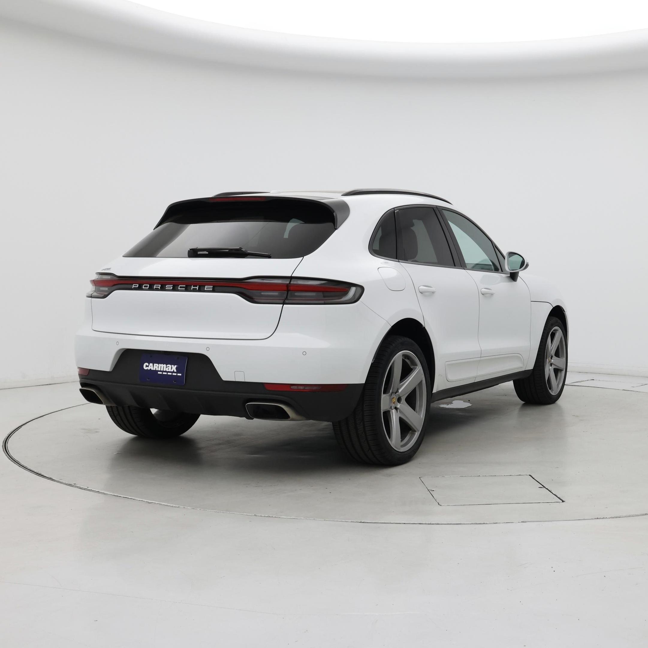 Thumbnail: 2020 Porsche Macan - 8