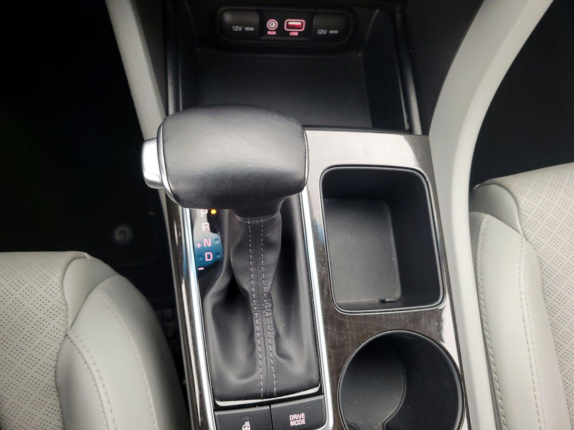 Thumbnail: 2016 Kia Optima - 17